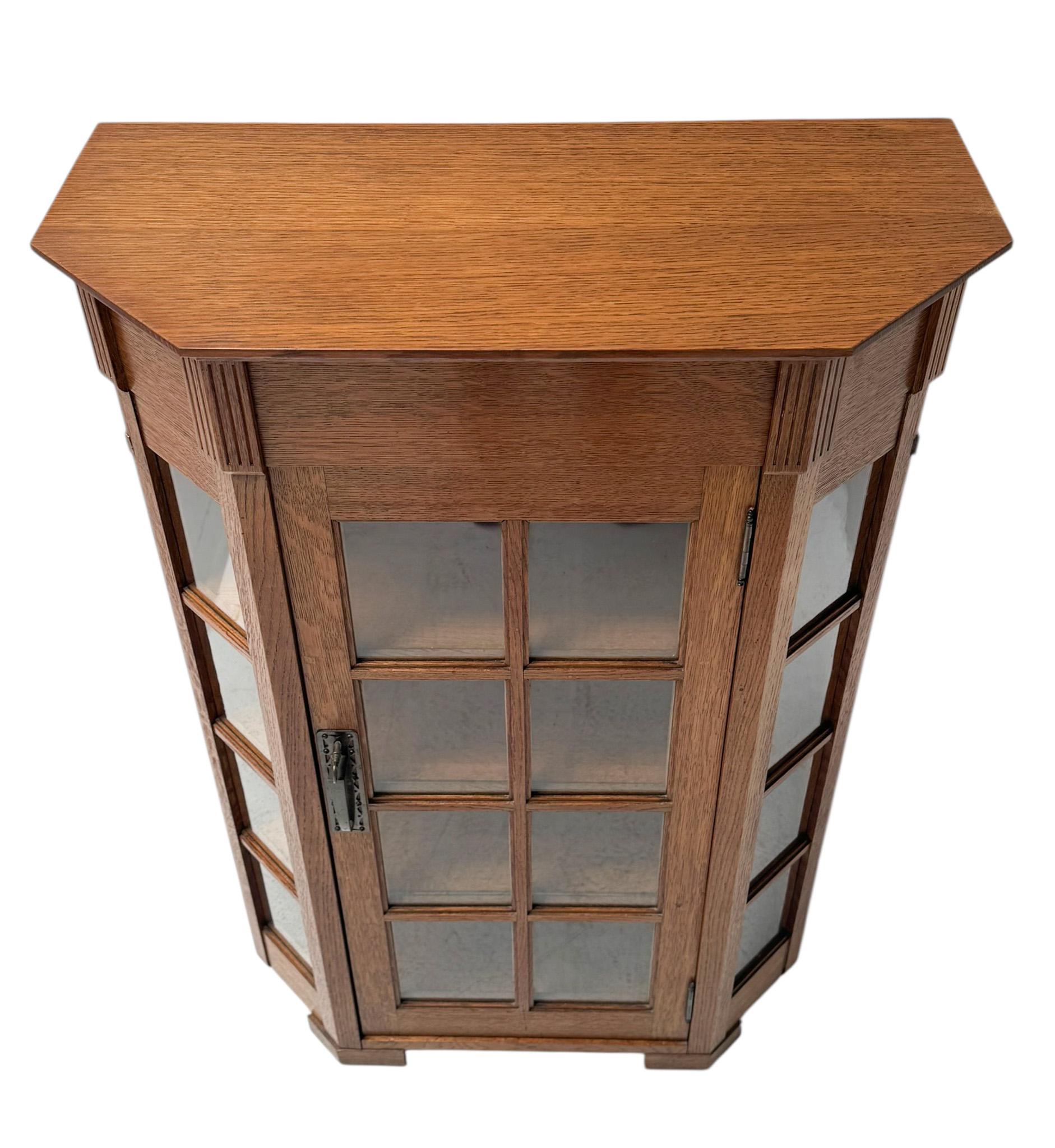 Laiton Armoire à une porte Art Nouveau par H. F. Jansen & Zonen Amsterdam, années 1900 en vente