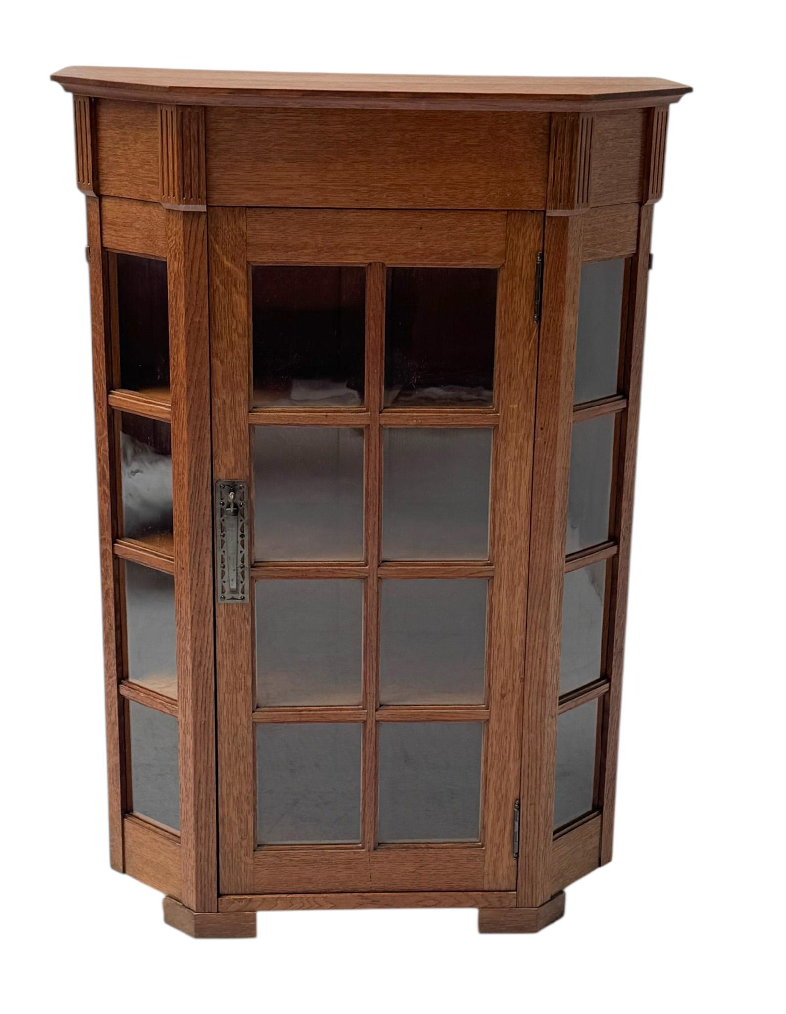 Armoire à une porte Art Nouveau par H. F. Jansen & Zonen Amsterdam, années 1900 en vente 3