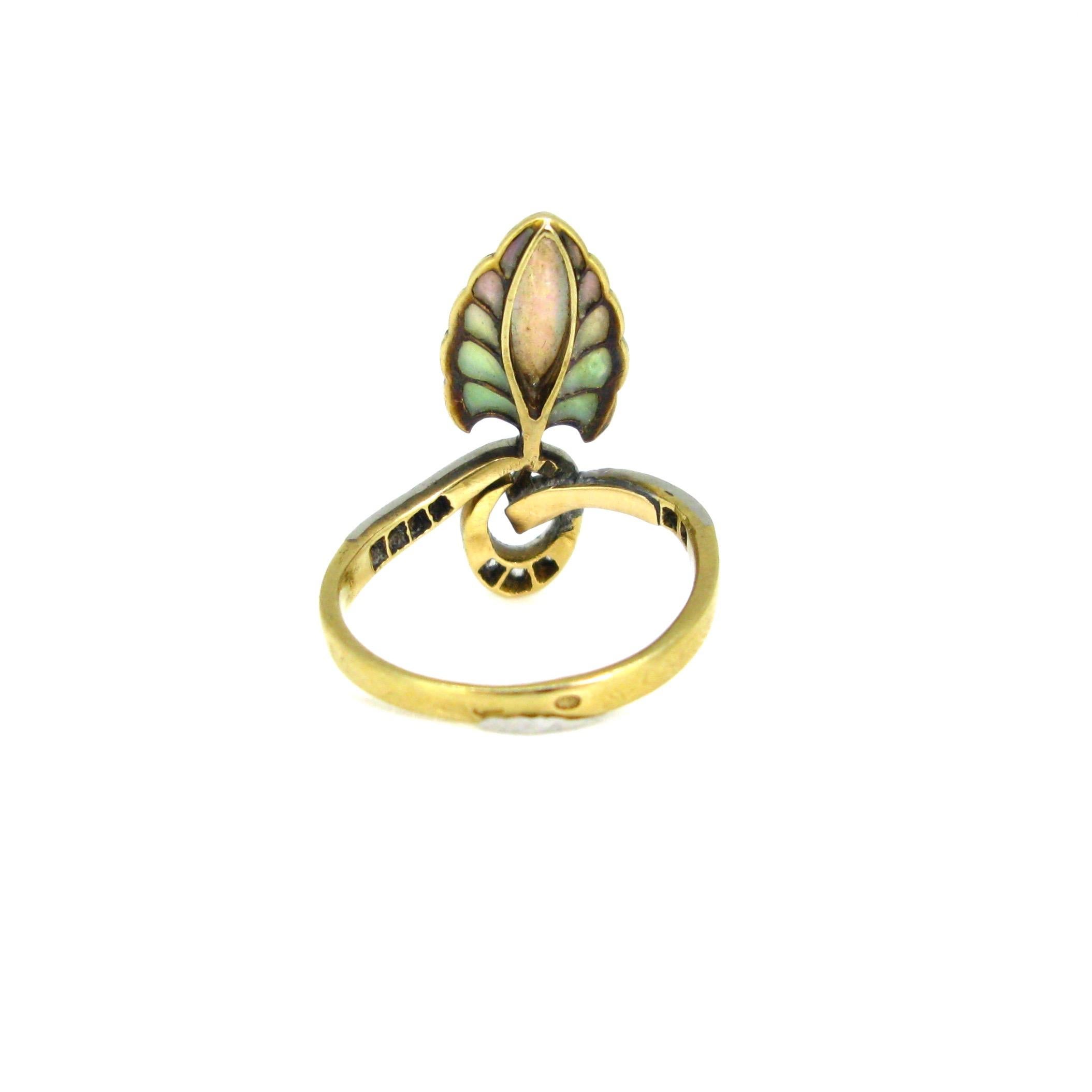 Art Nouveau Opal and Diamonds Plique a Jour Yellow Gold Platinum Enamel Ring 2