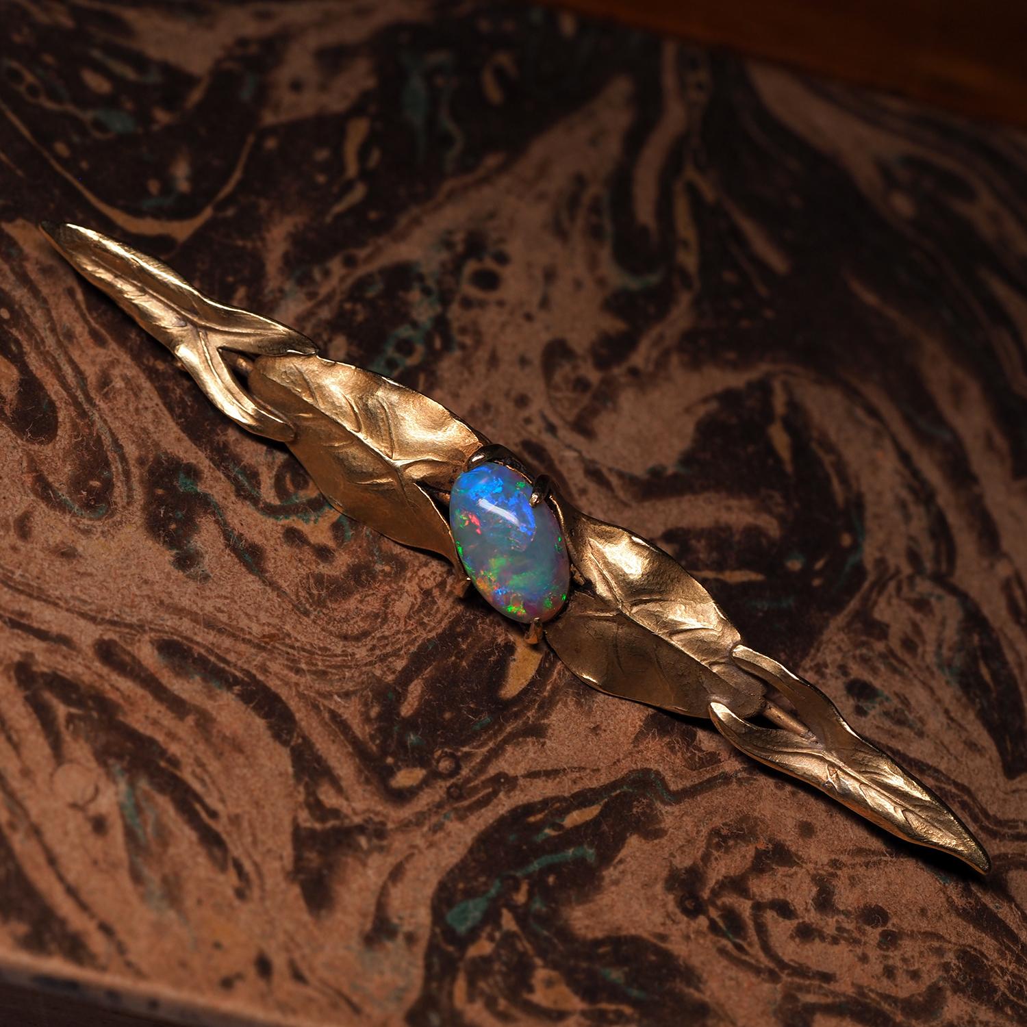 Art Nouveau Opal Gold Brooch Australian Precious Opal Unisex Arnould 1910 Brooch For Sale 6