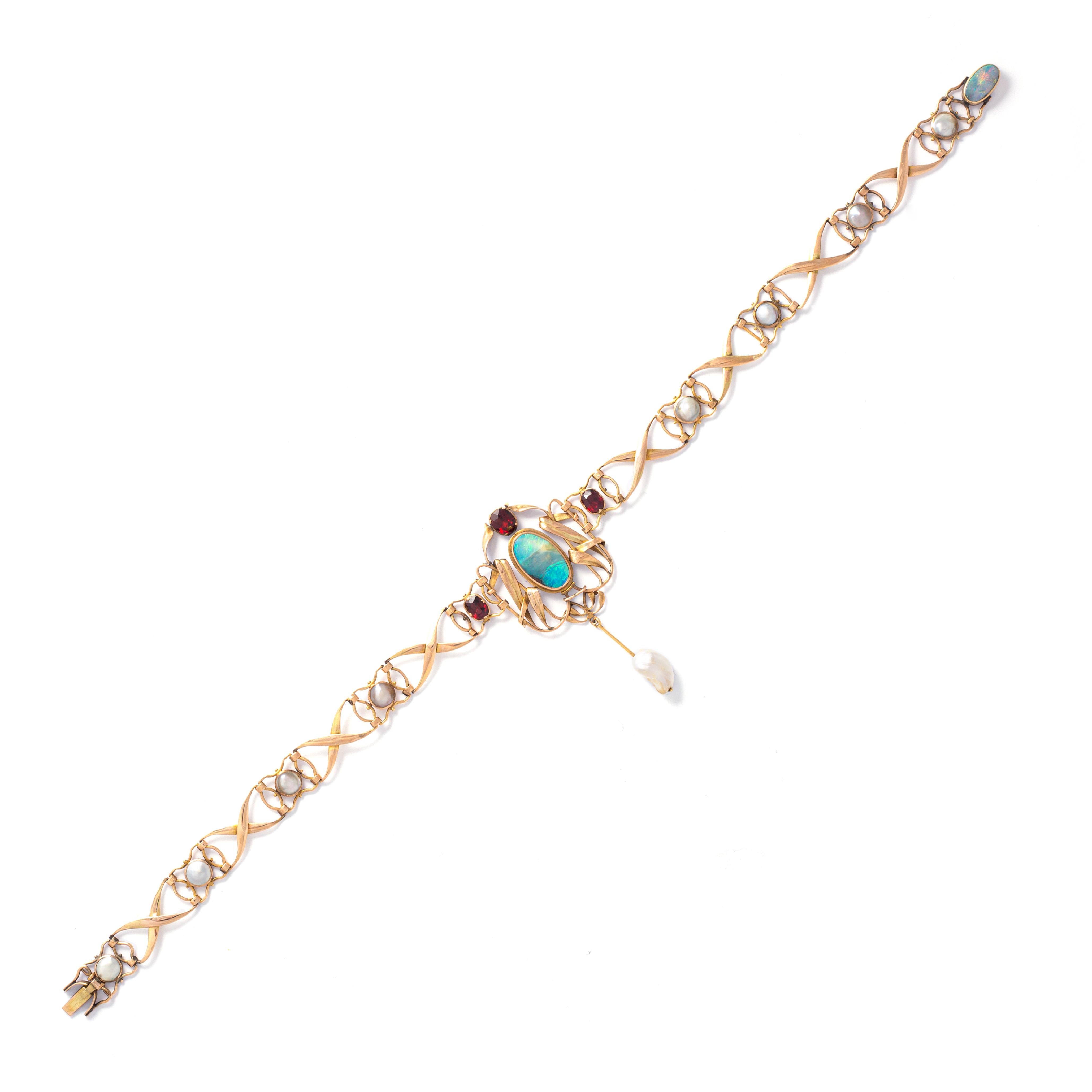 Art Nouveau Opal Gold Necklace