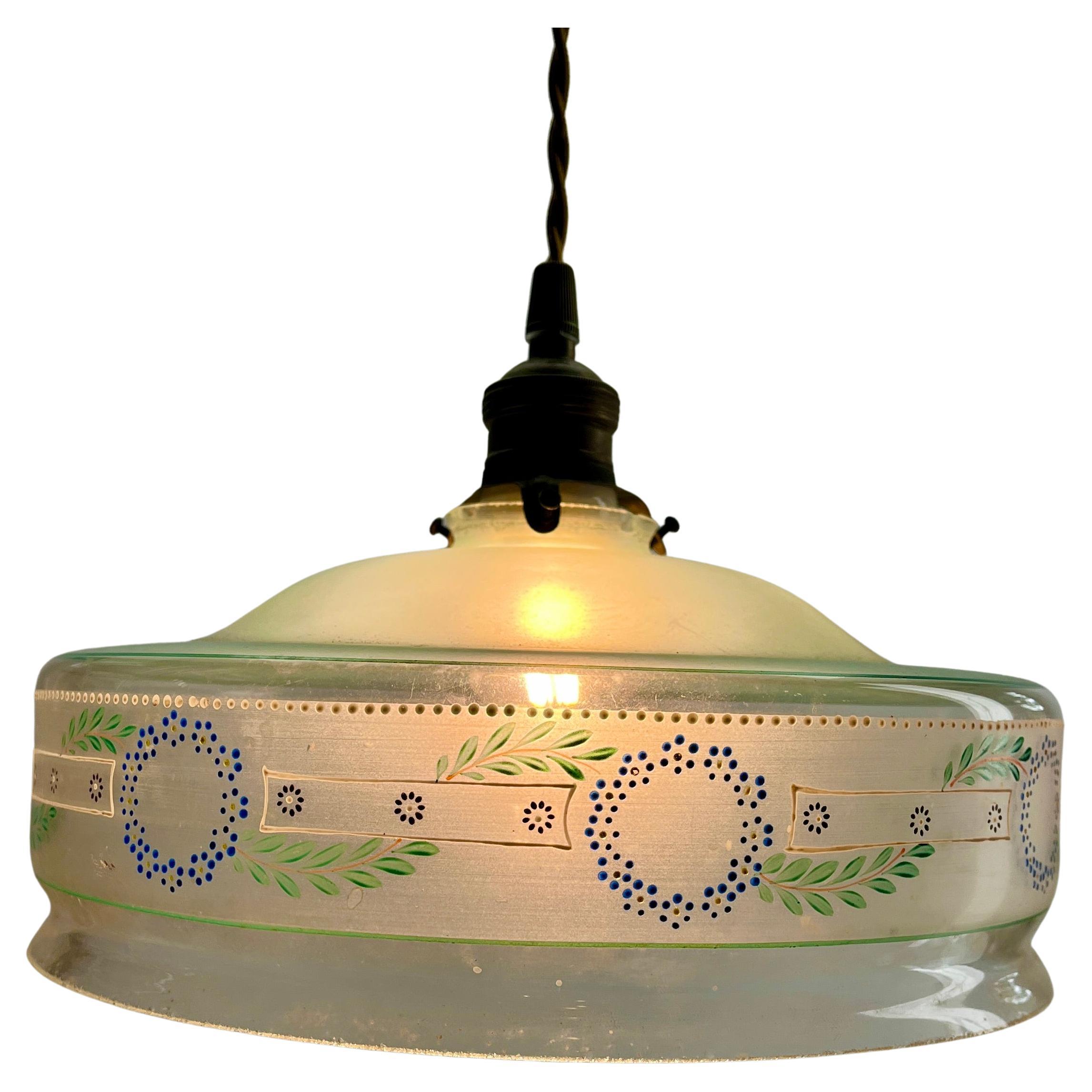 Fait main Plafonnier Art Nouveau Opaline peint à la main, Scailmont Belgique Abat-jour en verre en vente