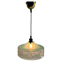 Art Nouveau Opaline Deckenleuchte handbemalt, Scailmont Belgien Glasschirm