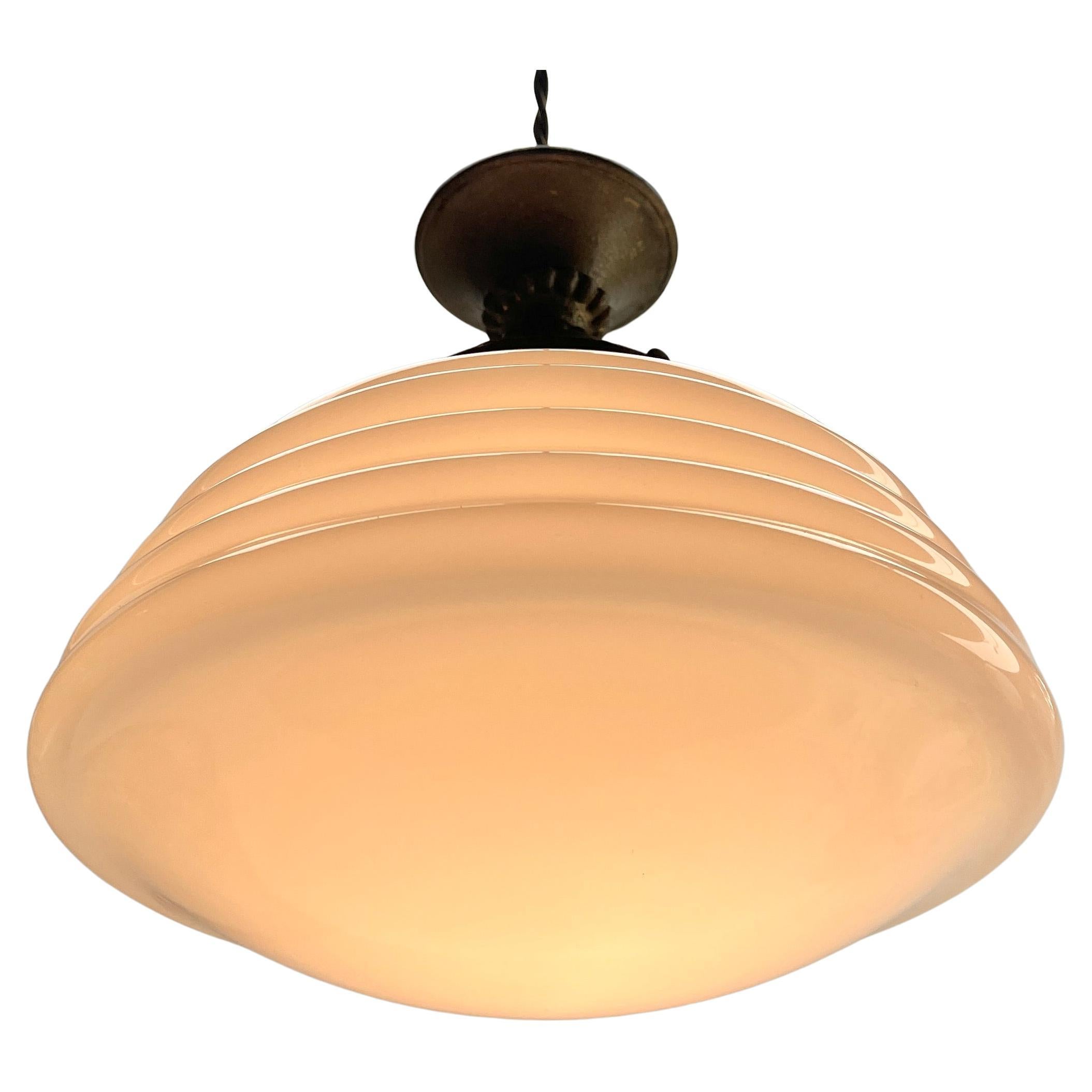 Lampada da soffitto opalina Art Nouveau, paralume in vetro Scailmont Belgium, anni '30 in vendita 3