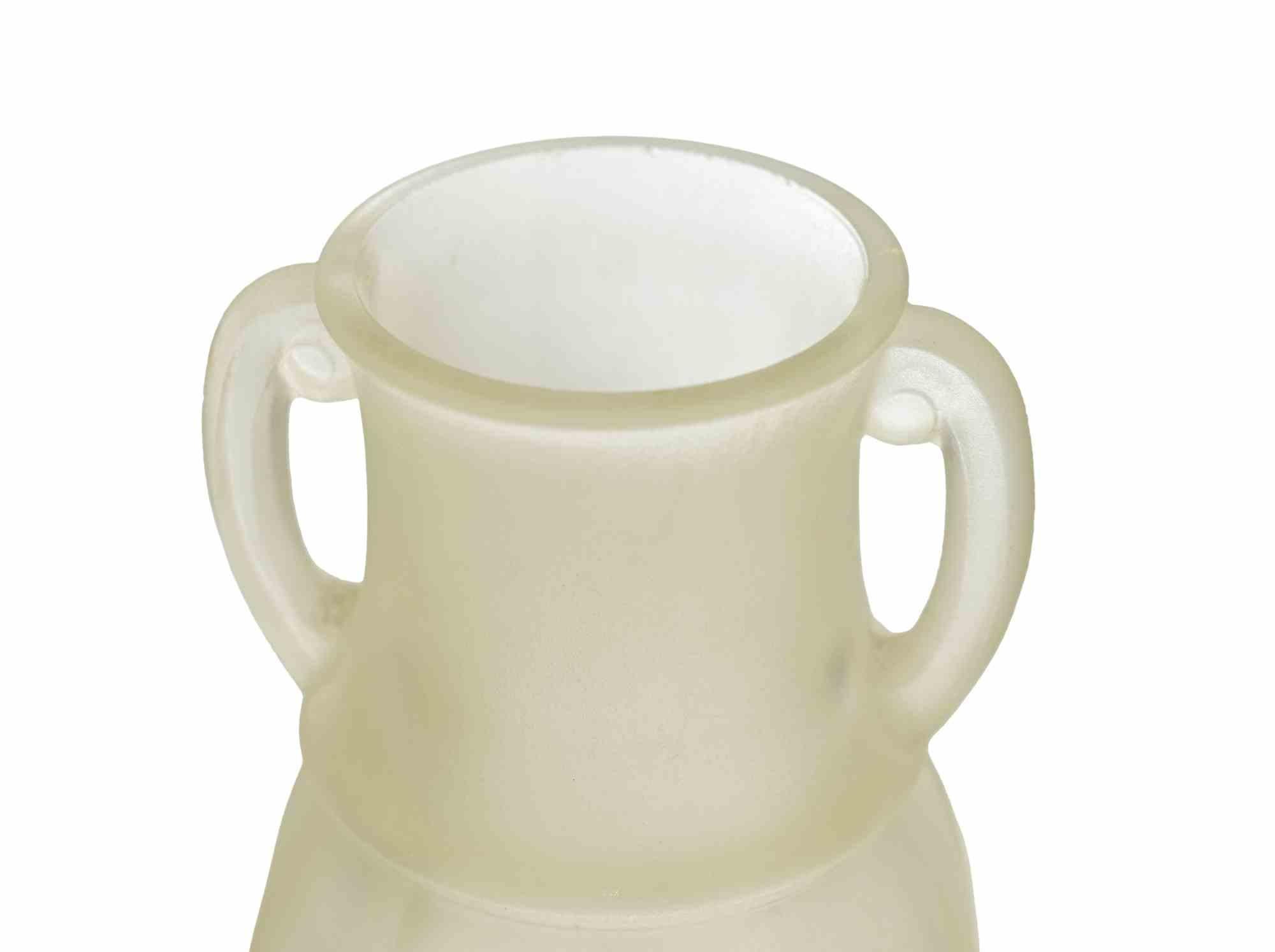 Art Nouveau Opaline Glass Vase, Early 20th Century In Fair Condition For Sale In Roma, IT