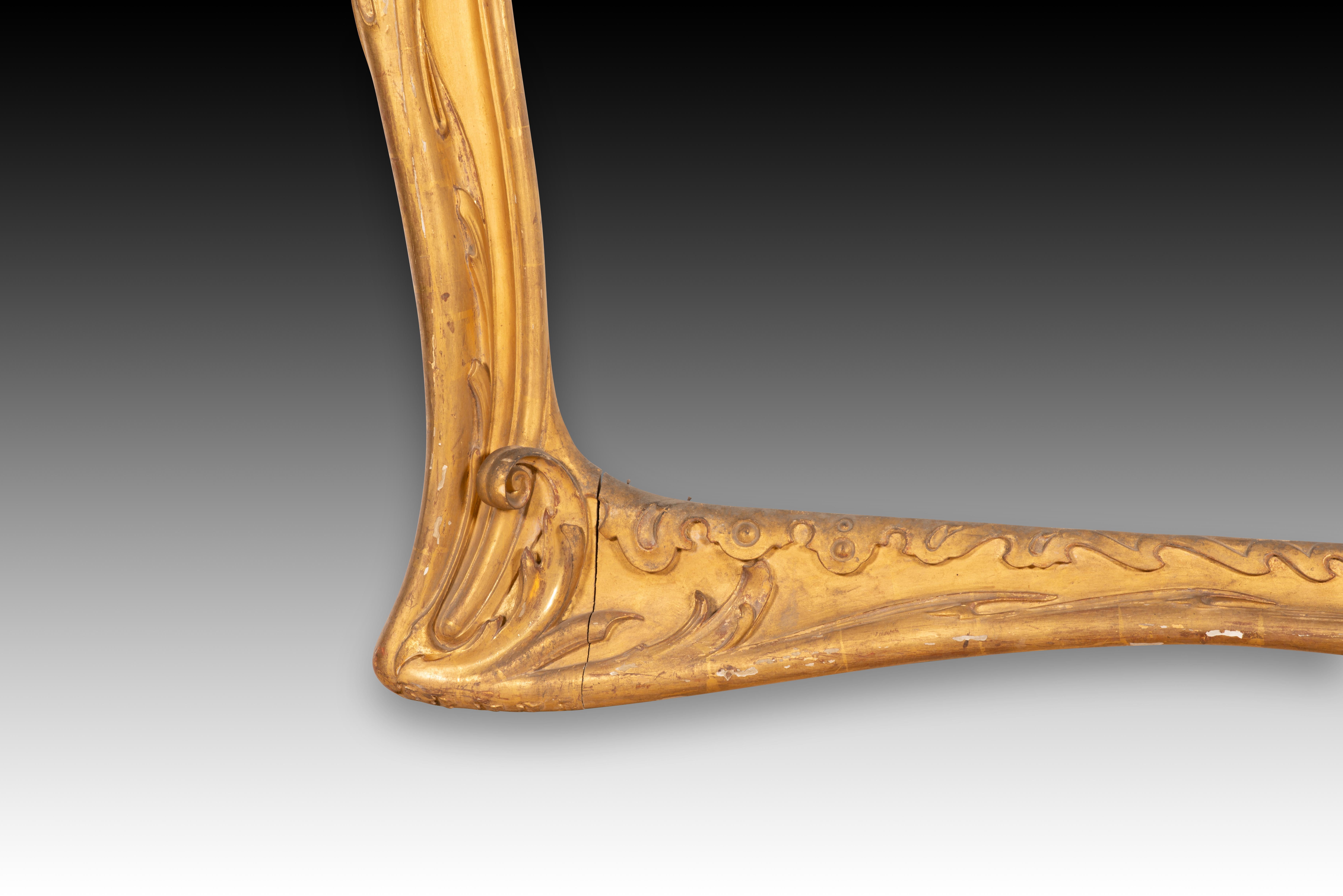 Autre Cadre Art nouveau ou moderniste. Bois sculpté. Circa 1900.