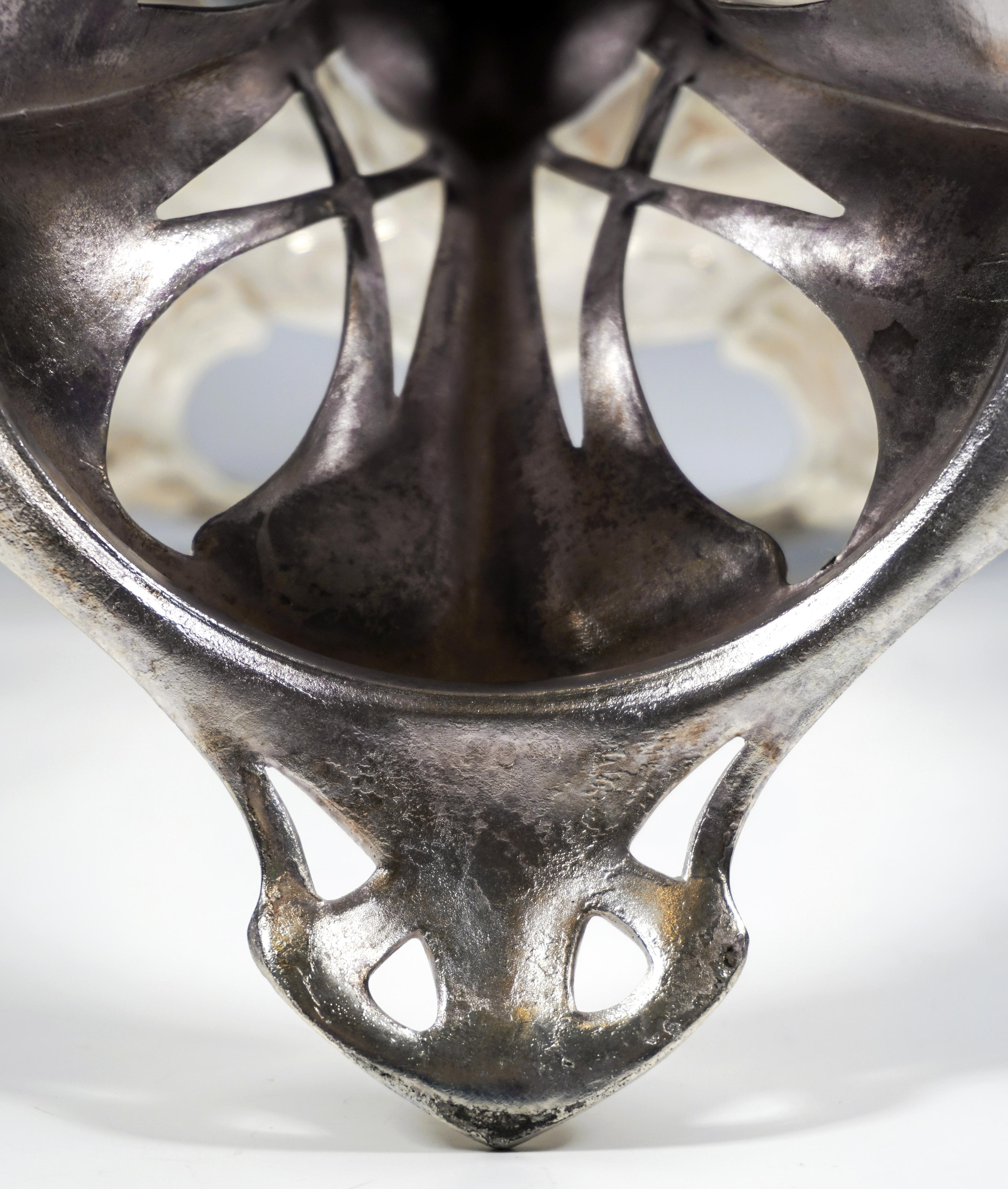 Art Nouveau Oval Fruit Stand With Original Cut Glass Bowl, WMF Germany, Ca. 1910 2