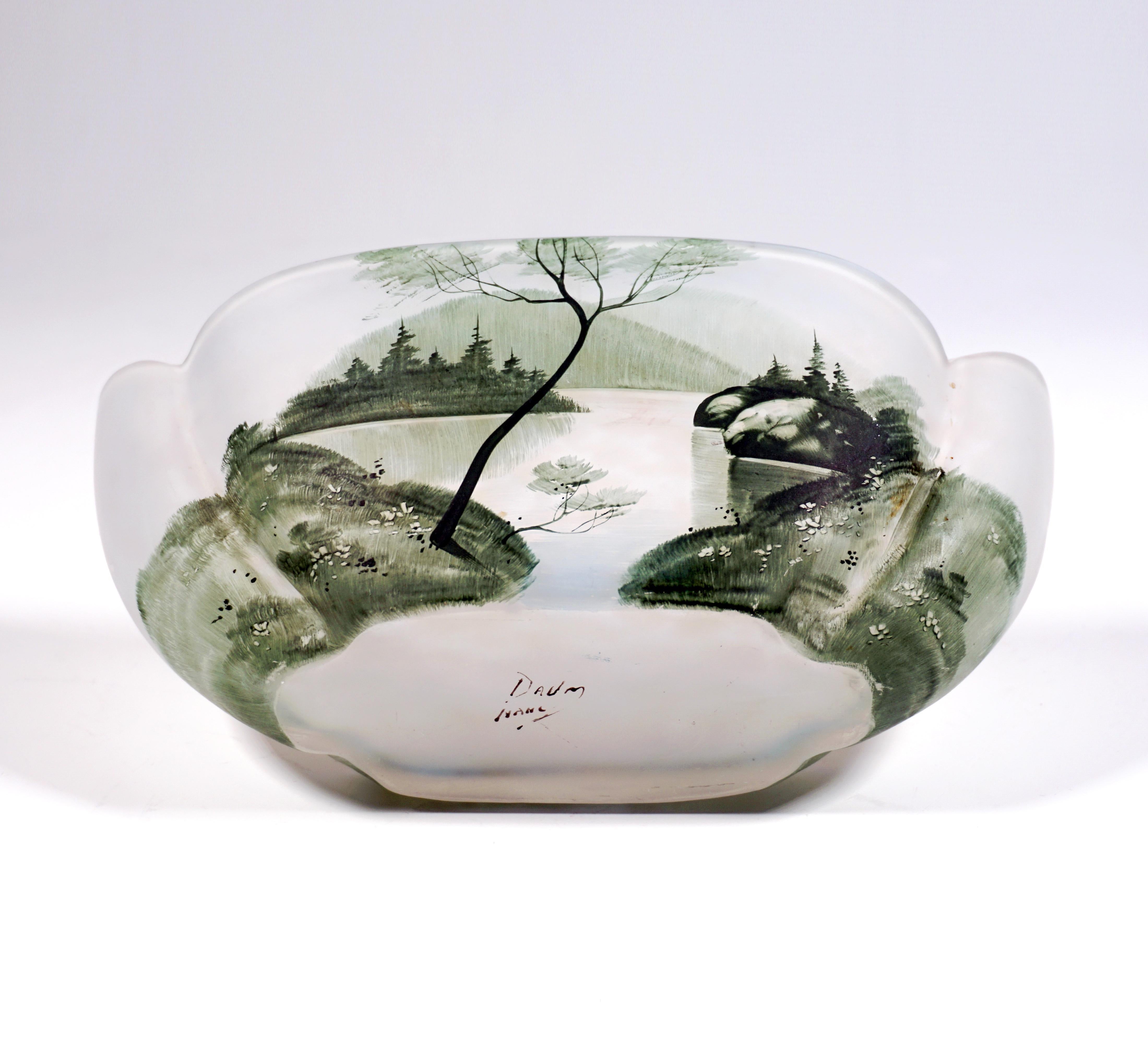 Ciotola ovale in vetro Art Nouveau con paesaggio dipinto, Daum Nancy, Francia, 1900 ca. In condizioni buone in vendita a Vienna, AT