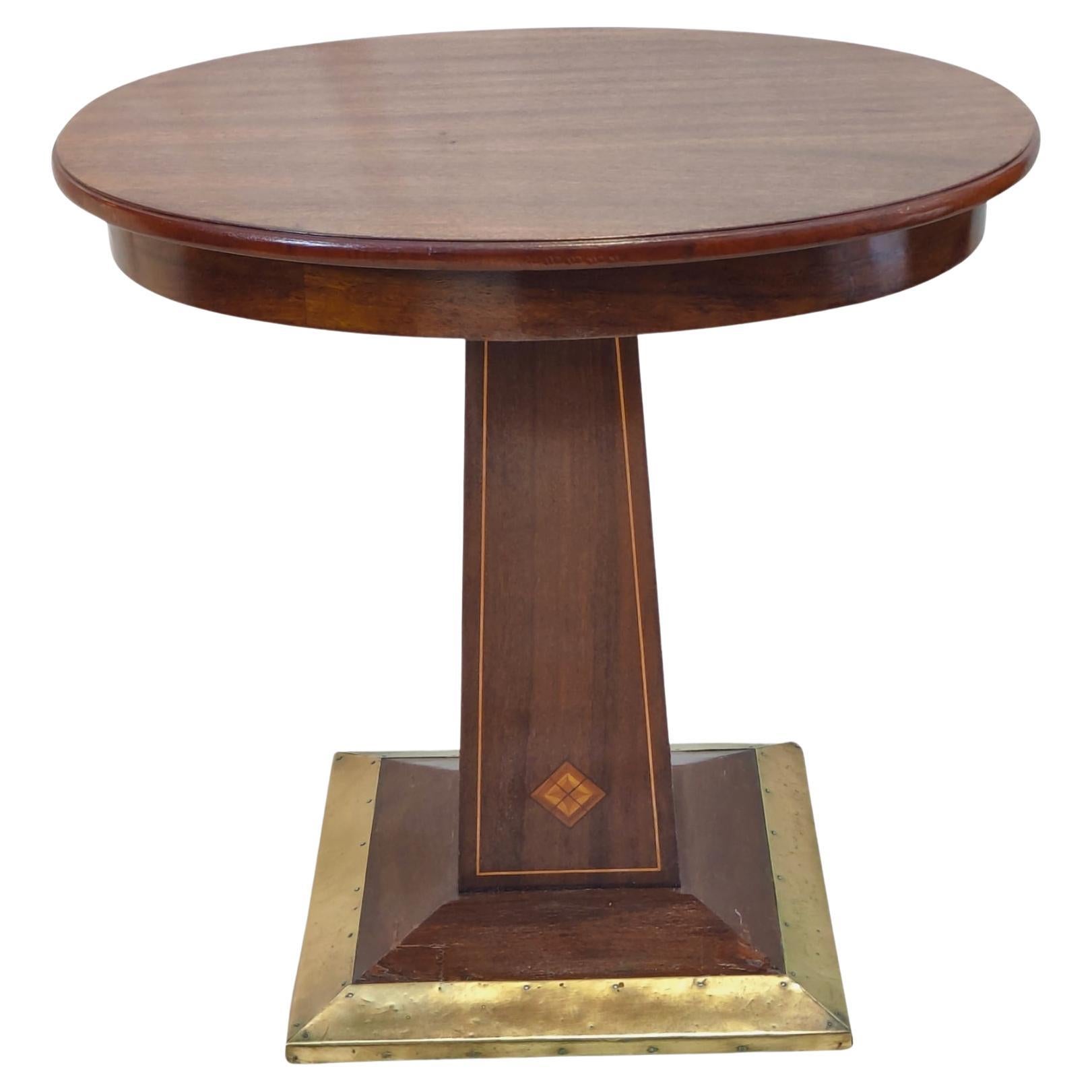 Table de salon ovale Art Nouveau
