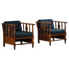 Art Nouveau, Pair of Lounge Chairs in Oak, Reupholstered in Style Fabric, 1920s