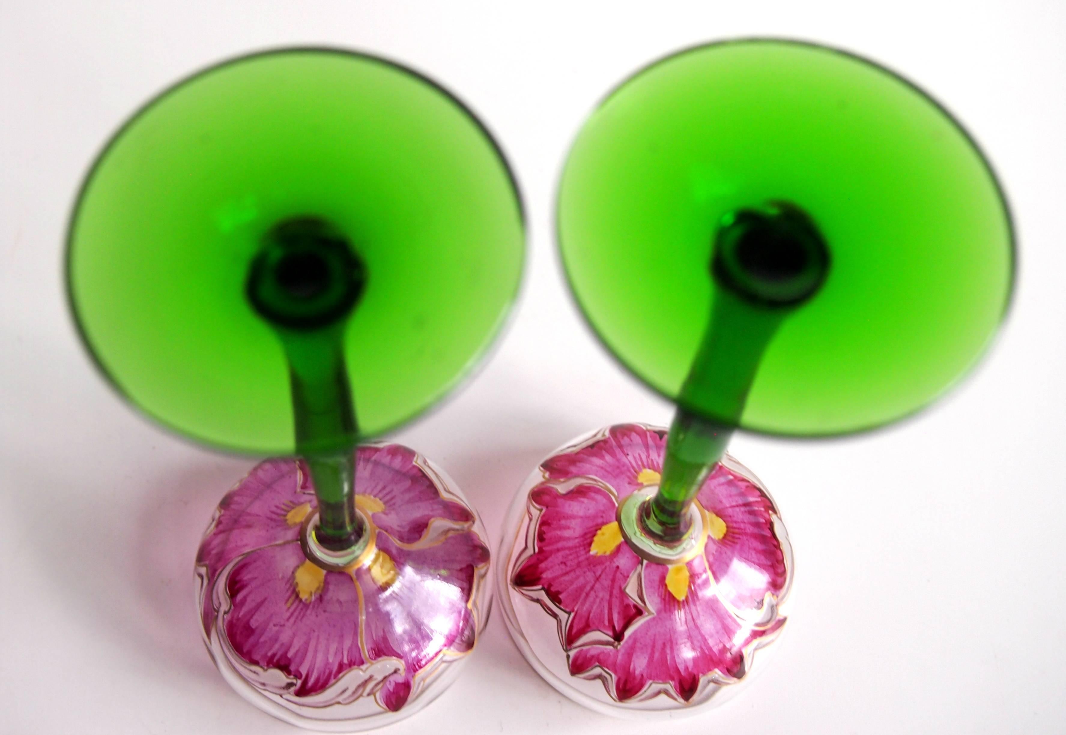 Art Nouveau Pair of Small Meyr's Neffe Flower Glasses In Excellent Condition In London, GB