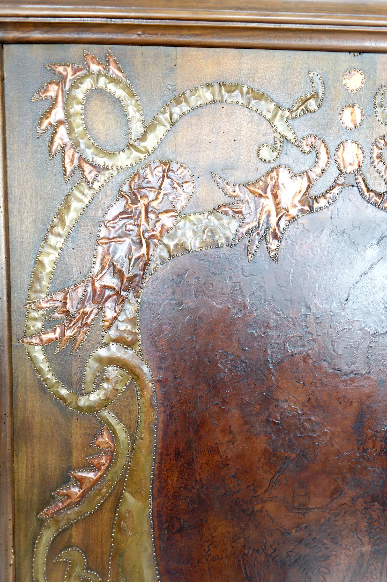 Jugendstil-Tafel, La Fontaines Fabel: Die Krähe und der Fuchs, Repoussé-Leder im Angebot 7