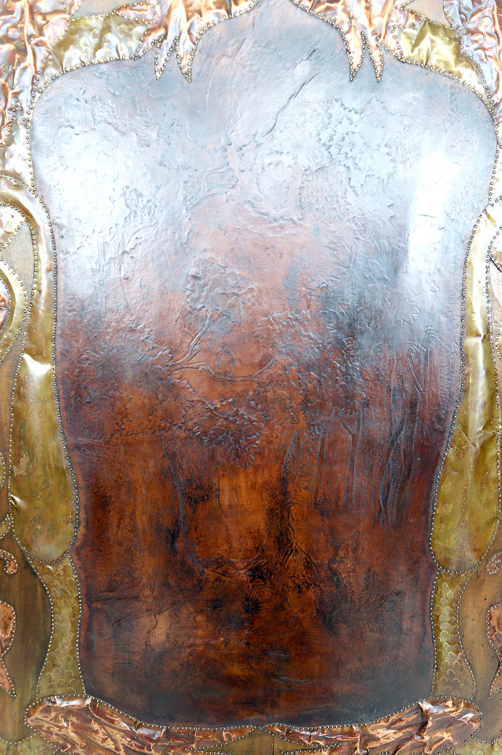 Jugendstil-Tafel, La Fontaines Fabel: Die Krähe und der Fuchs, Repoussé-Leder im Zustand „Gut“ im Angebot in VÉZELAY, FR