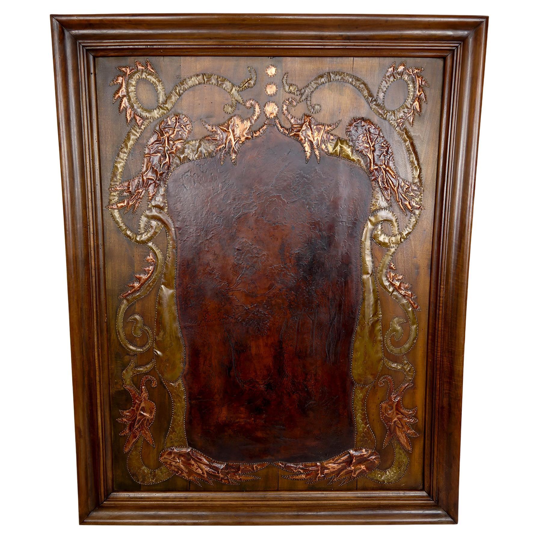 Jugendstil-Tafel, La Fontaines Fabel: Die Krähe und der Fuchs, Repoussé-Leder im Angebot