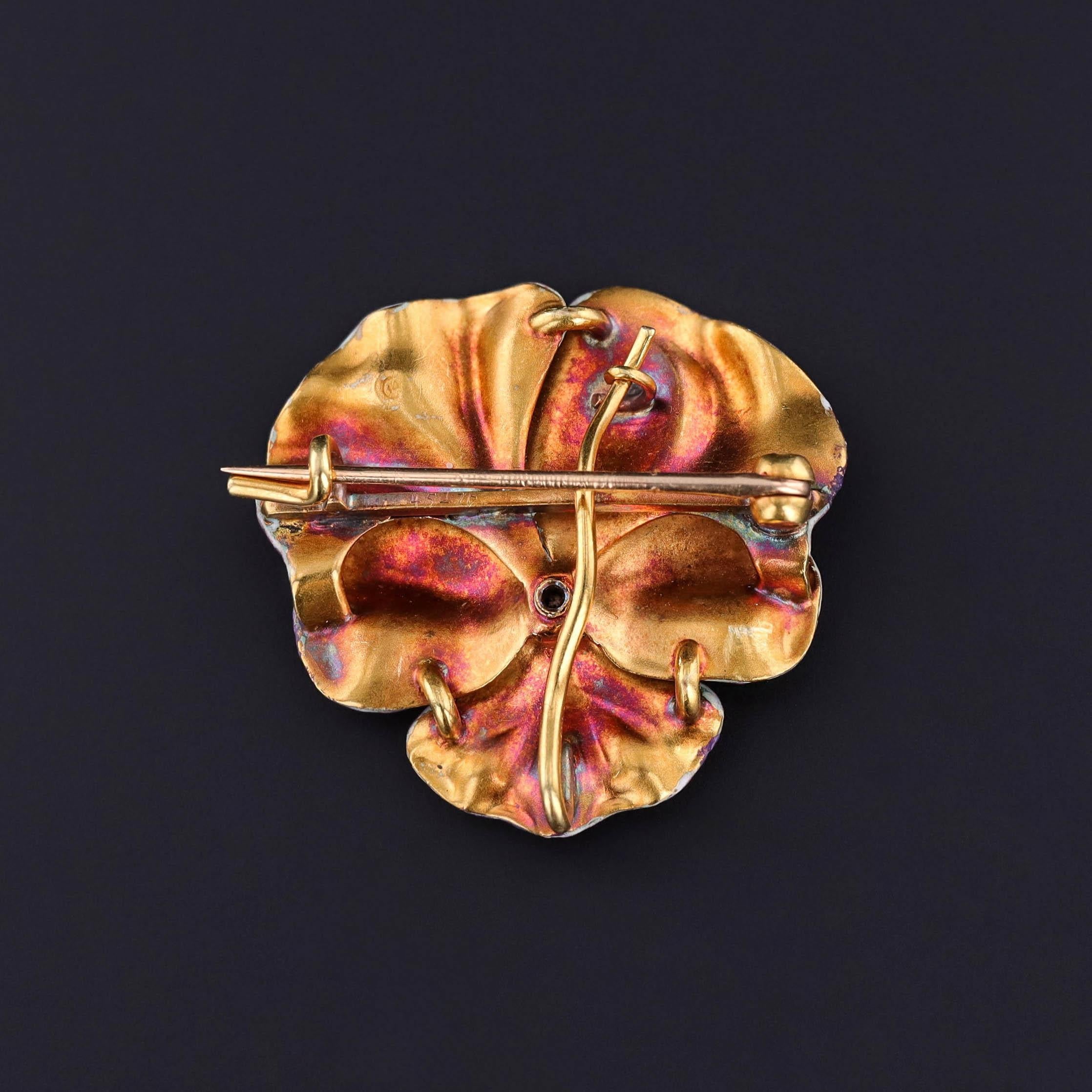 Art Nouveau Broche Pensamiento de Oro de 14k Corte cojín en venta