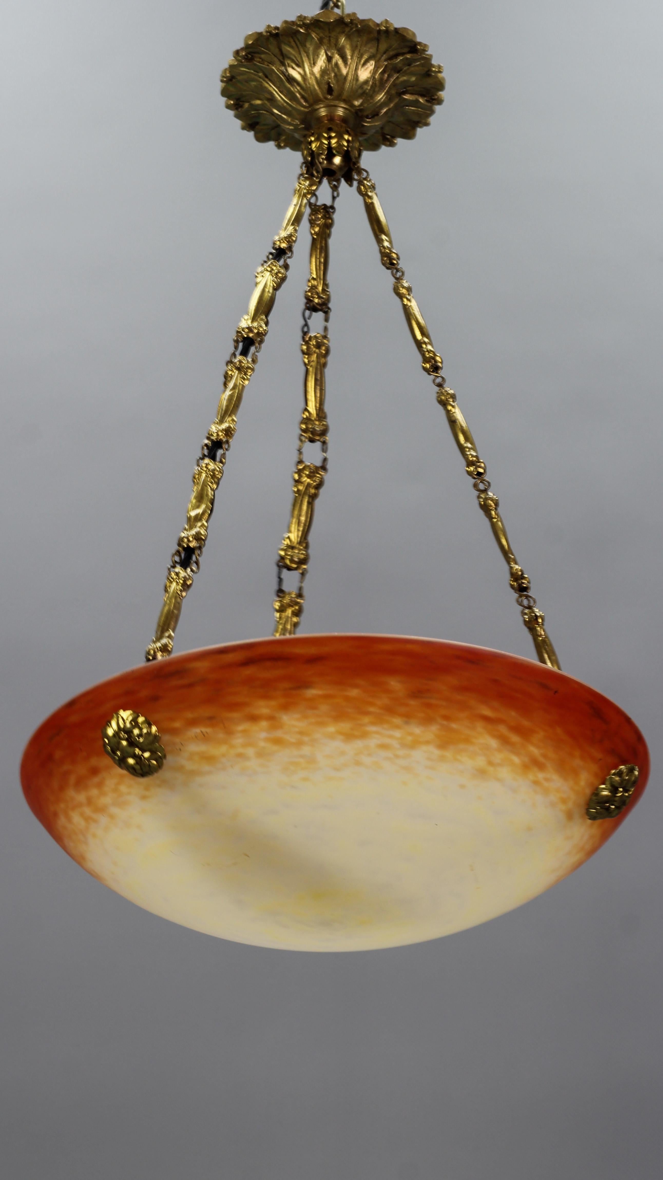 Art Nouveau Pate de Verre Glass Bowl Pendant Light by Charles Schneider, 1920s For Sale 3