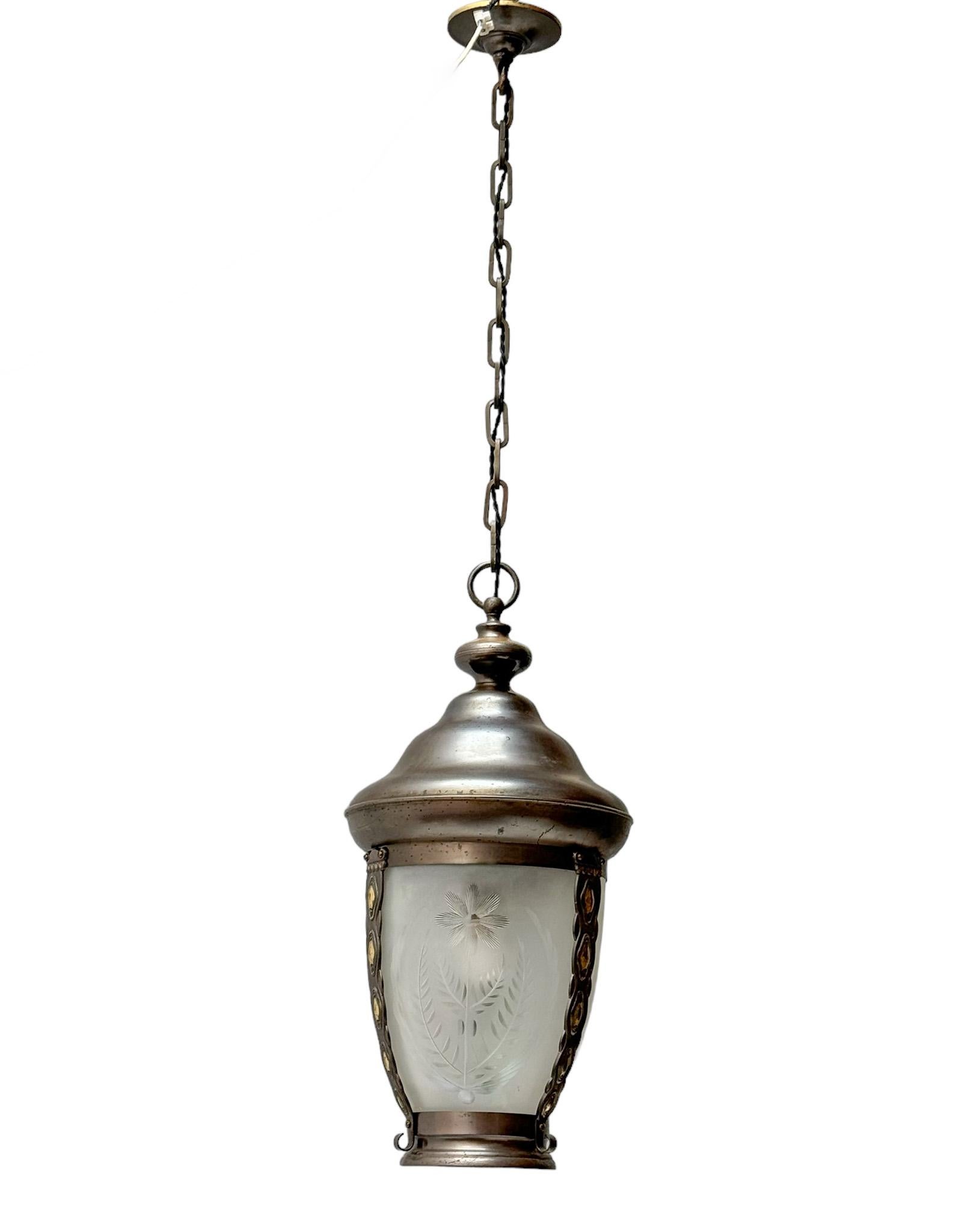 Art Nouveau Patinated Brass Hall Lantern, 1900s In Good Condition For Sale In Amsterdam, NL