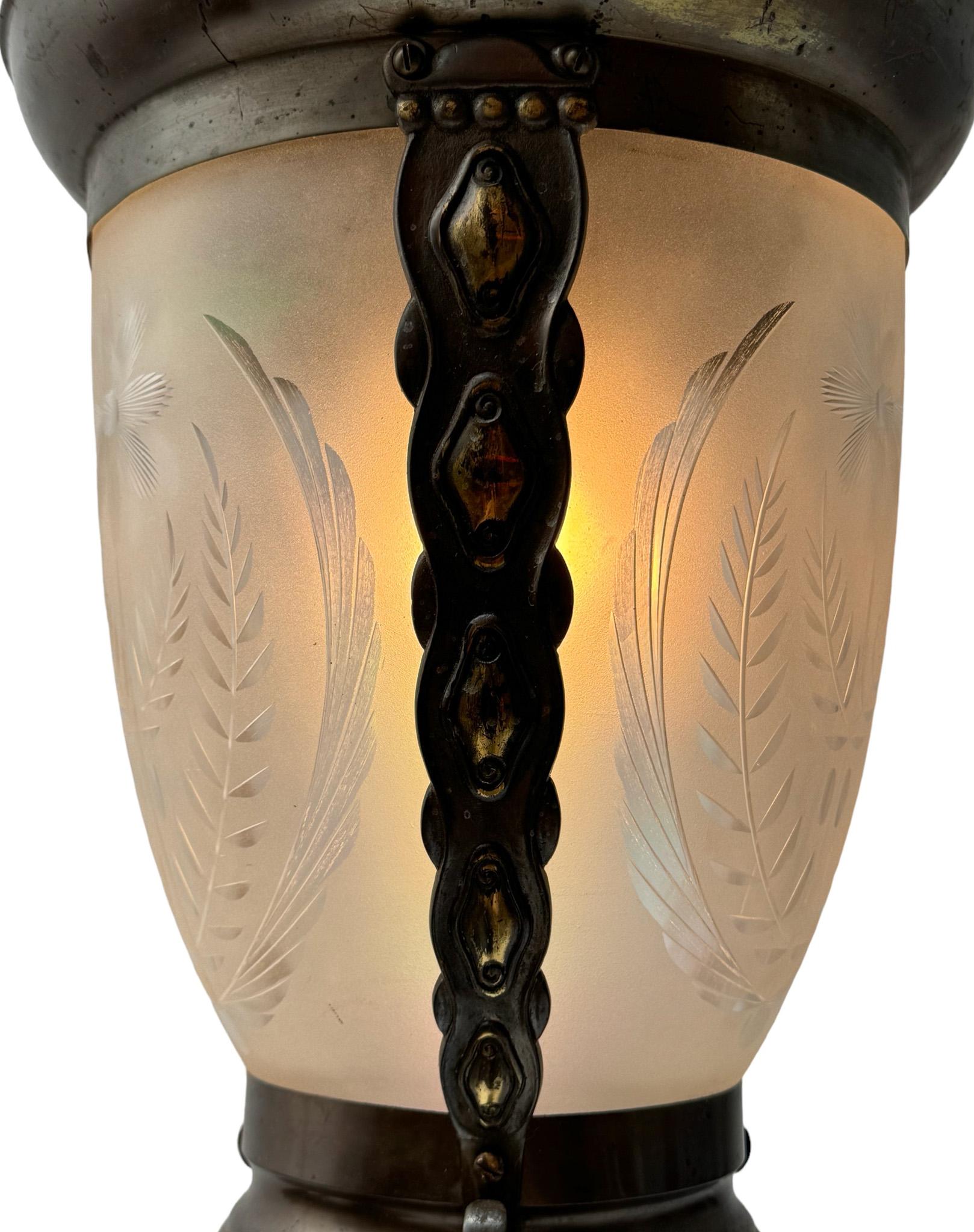Art Nouveau Patinated Brass Hall Lantern, 1900s For Sale 1