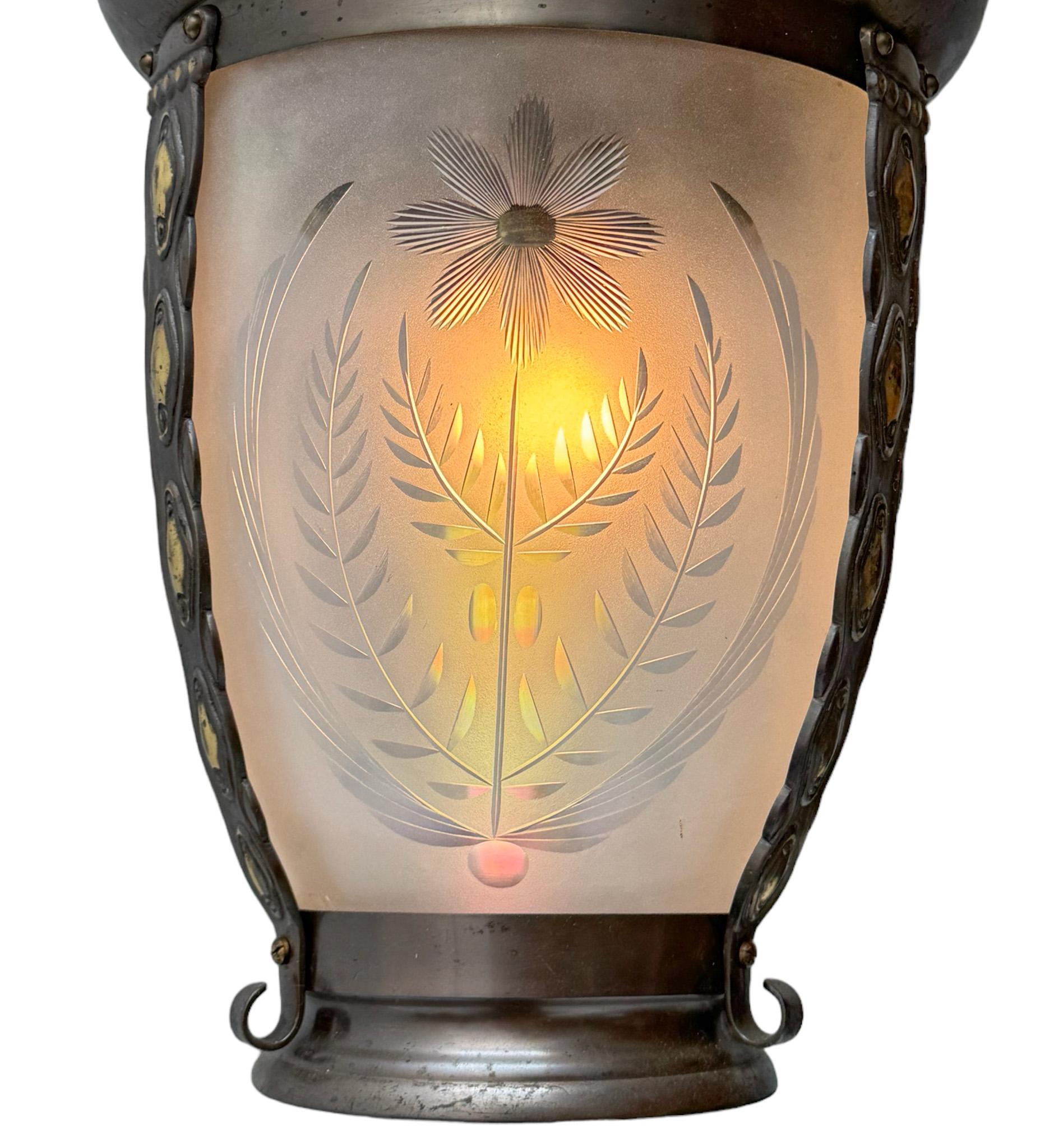 Art Nouveau Patinated Brass Hall Lantern, 1900s For Sale 2