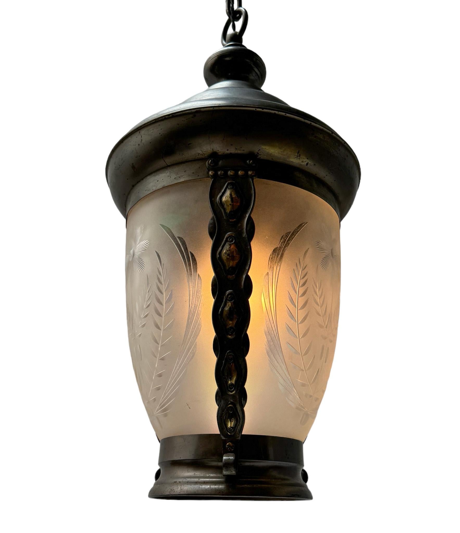 Art Nouveau Patinated Brass Hall Lantern, 1900s For Sale 3