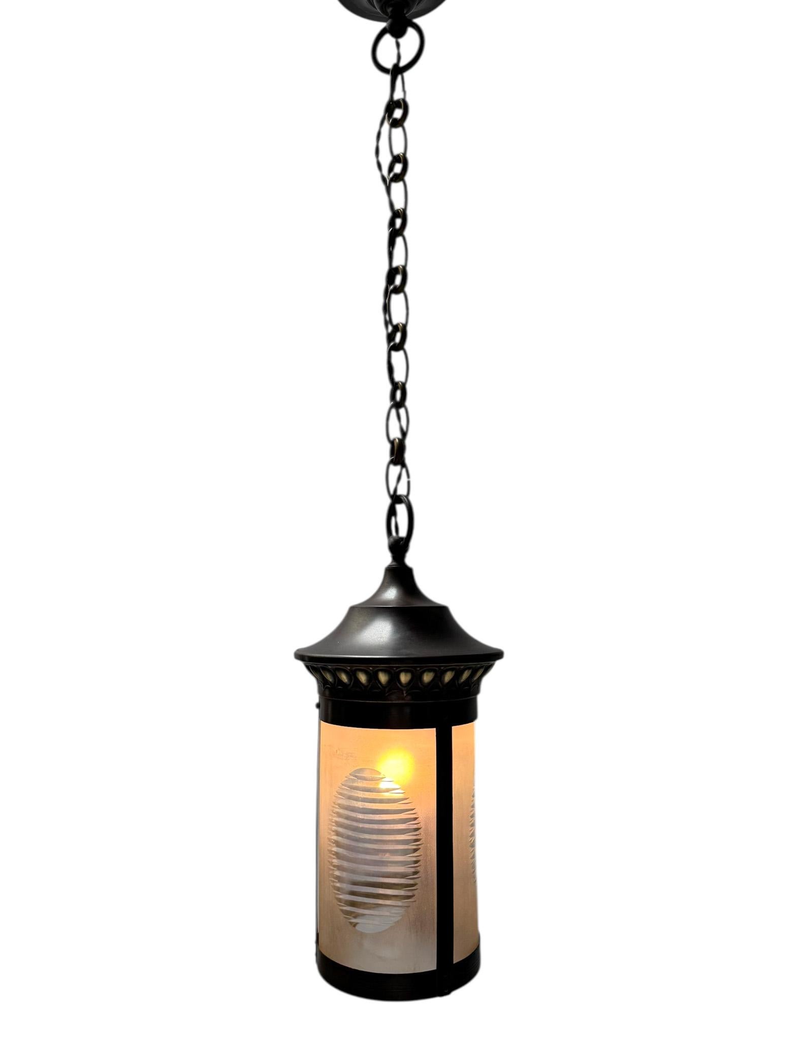 Art Nouveau Patinated Brass Lantern, 1900s In Good Condition For Sale In Amsterdam, NL