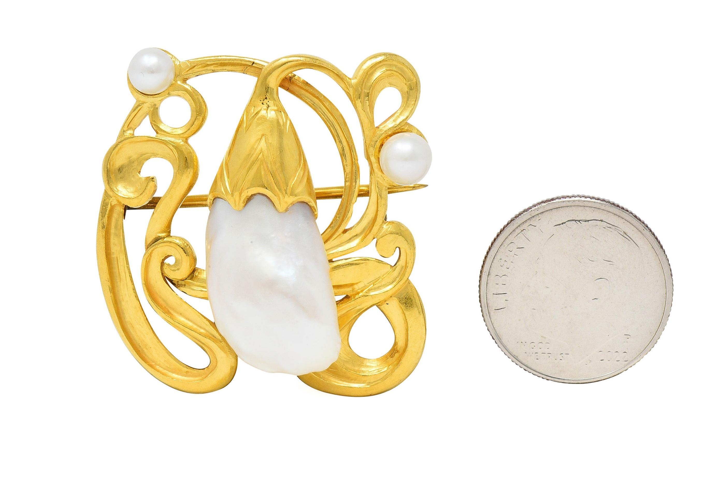 Art Nouveau Pearl 18 Karat Yellow Gold Swirling Floral Antique Brooch In Excellent Condition For Sale In Philadelphia, PA