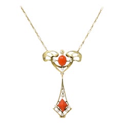 Art Nouveau Pearl Coral 14 Karat Yellow Gold Whiplash Antique Station Necklace