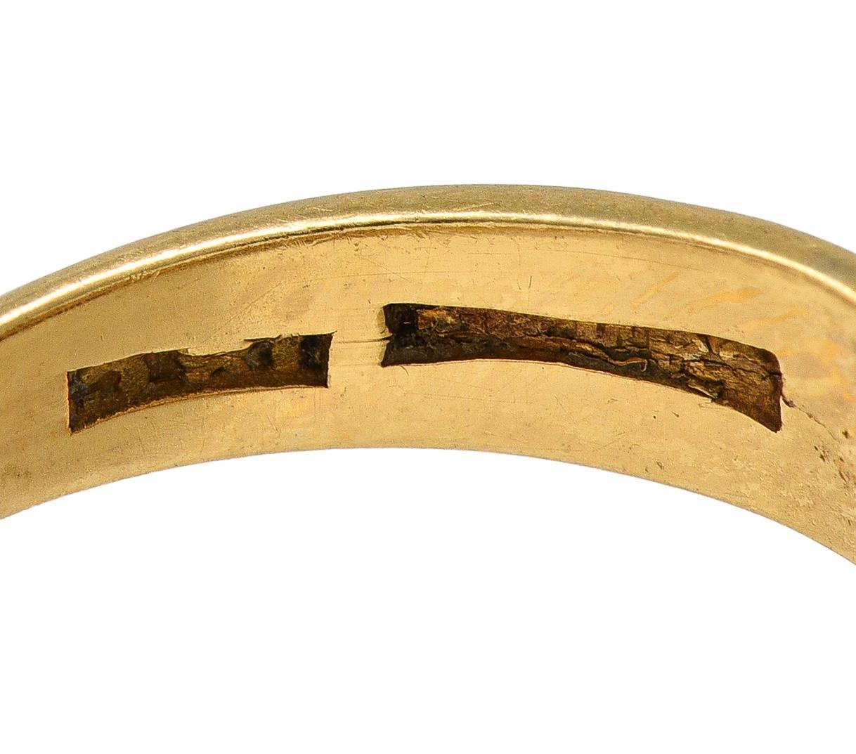 Anello Art Nouveau con perla e diamante in oro giallo 18 carati a fascia antica in vendita 2