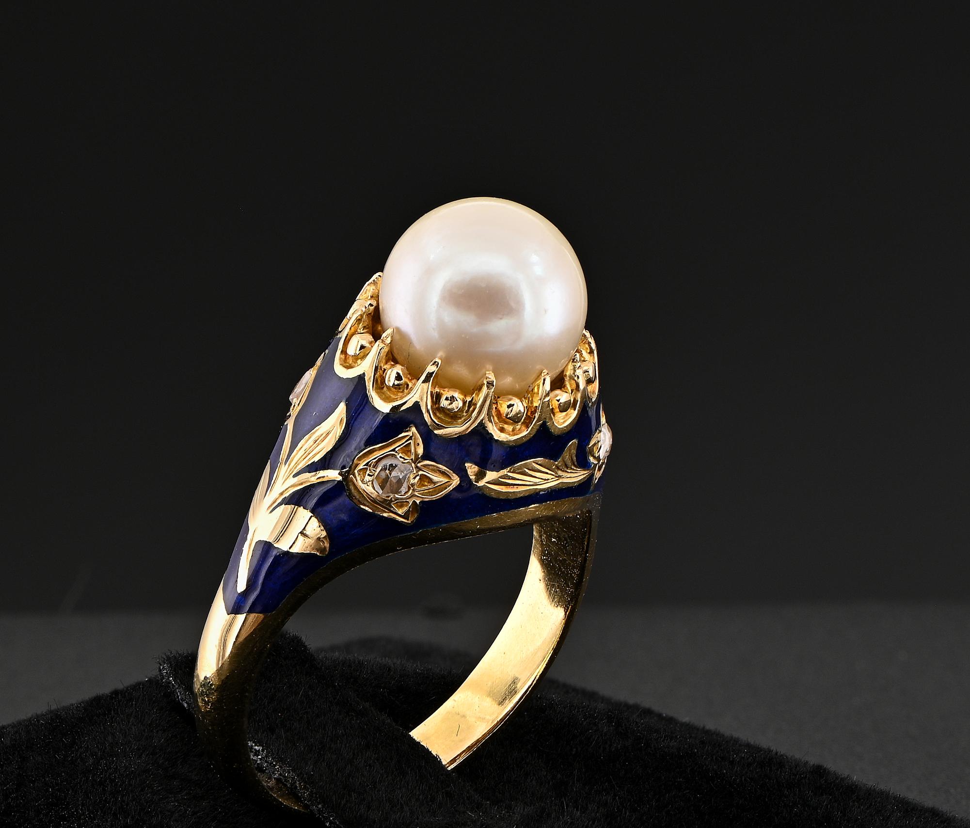 Taille rose Bague Art Nouveau en perles, diamants et émail bleu royal en vente