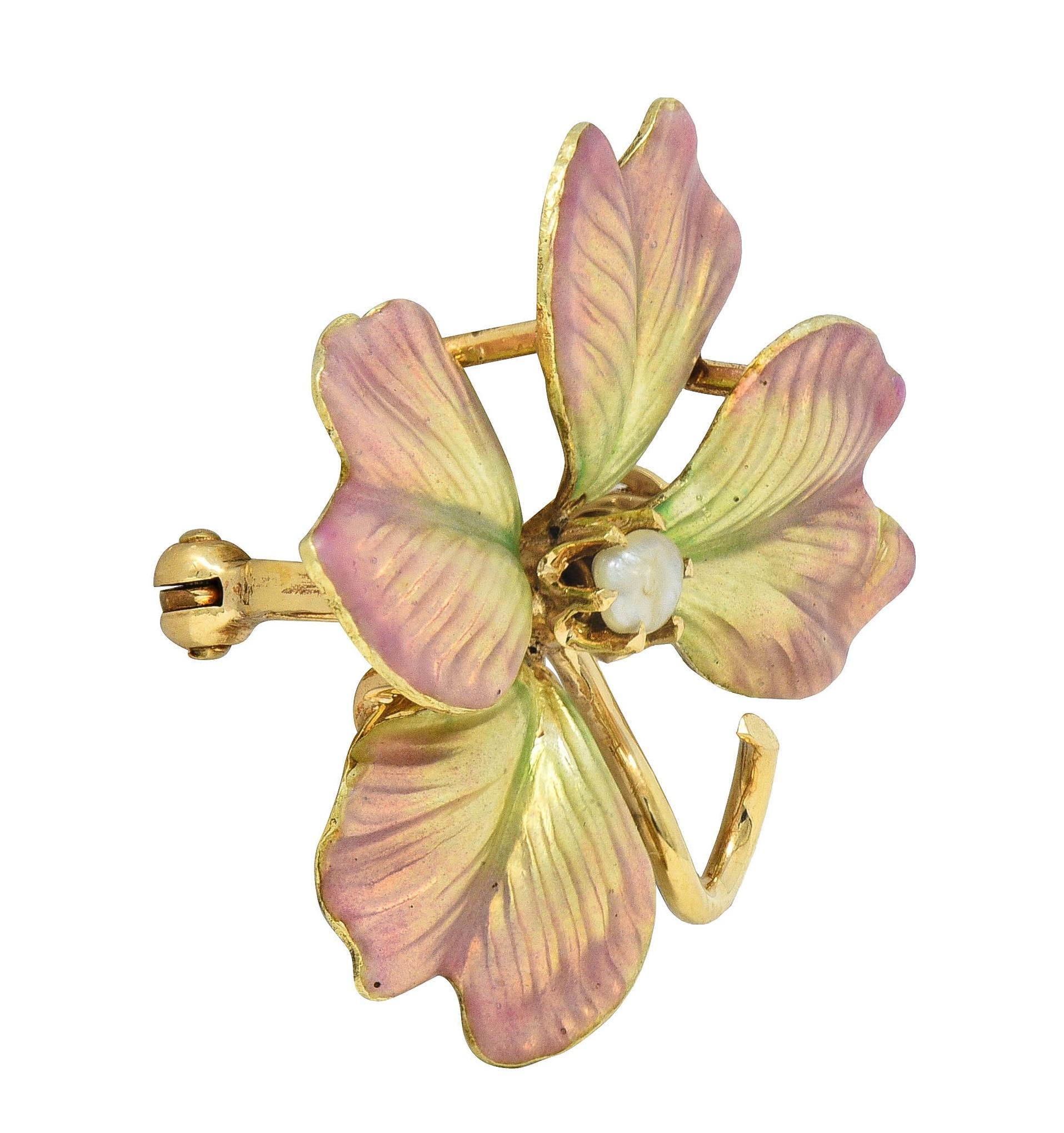 Femenino o masculino Art Nouveau Perla Esmalte Oro Amarillo 14 Kilates Broche Trébol Antiguo en venta