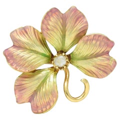 Art Nouveau Pearl Enamel 14 Karat Yellow Gold Antique Clover Brooch