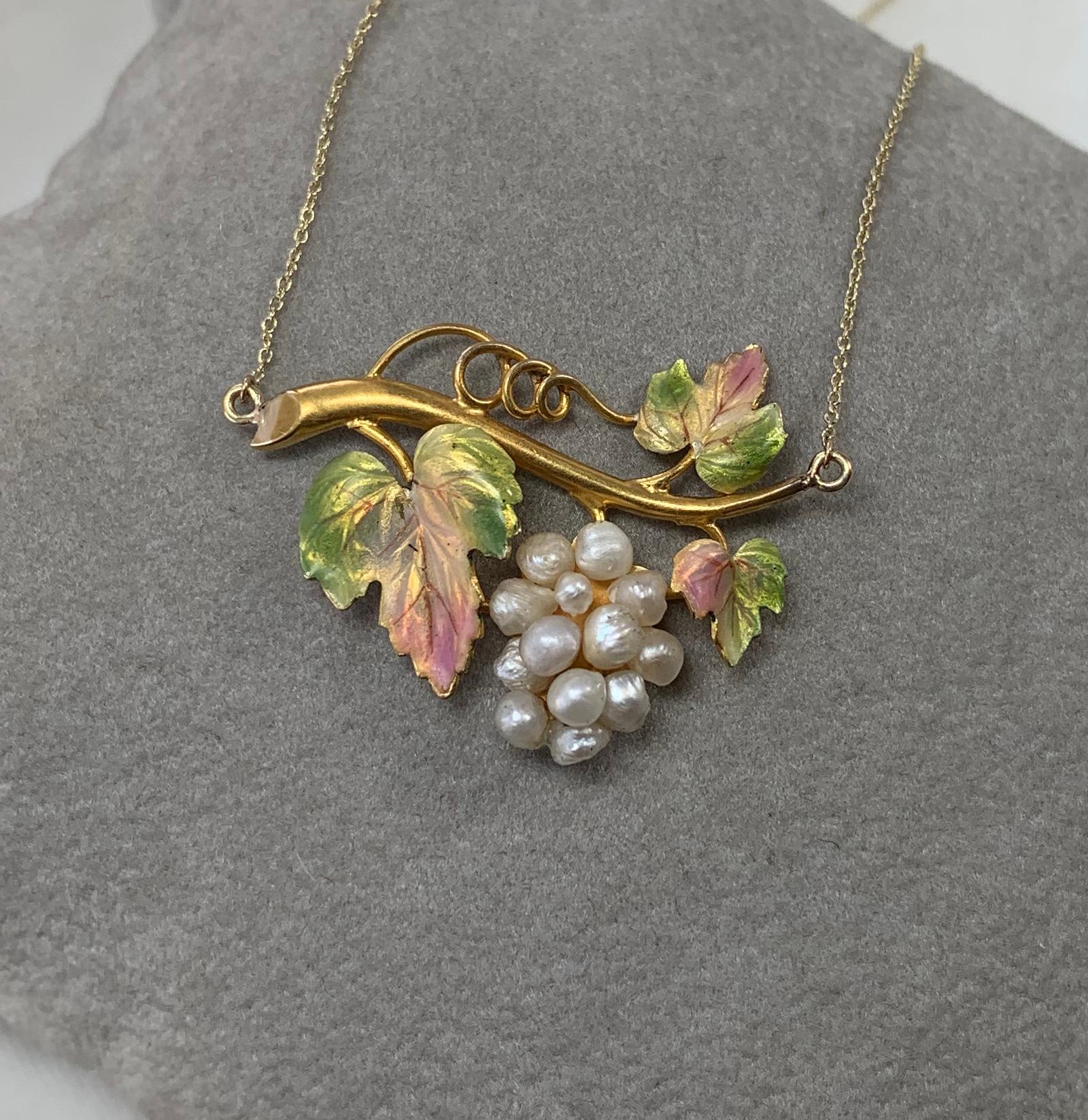 Art Nouveau Pearl Grape Cluster Vine Enamel Pendant Necklace Antique Gold For Sale 3