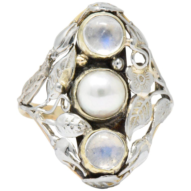 Art Nouveau Pearl Moonstone Platinum-Topped 14 Karat Gold Ring at 1stDibs