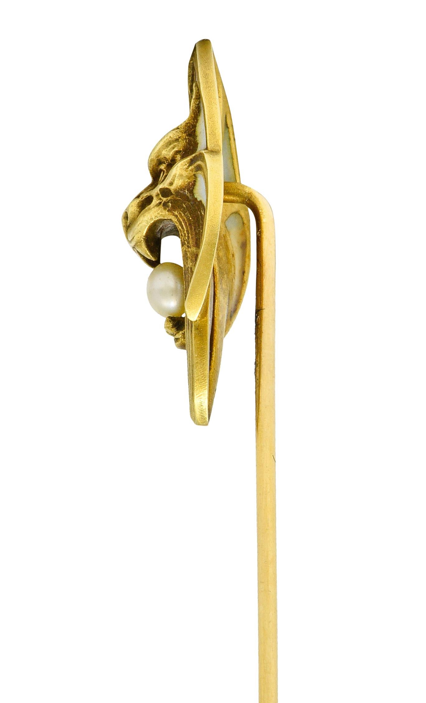 Jugendstil Perle Plique-A-Jour Emaille 14 Karat Gold Gargoyle Anstecknadel (Ungeschliffen) im Angebot