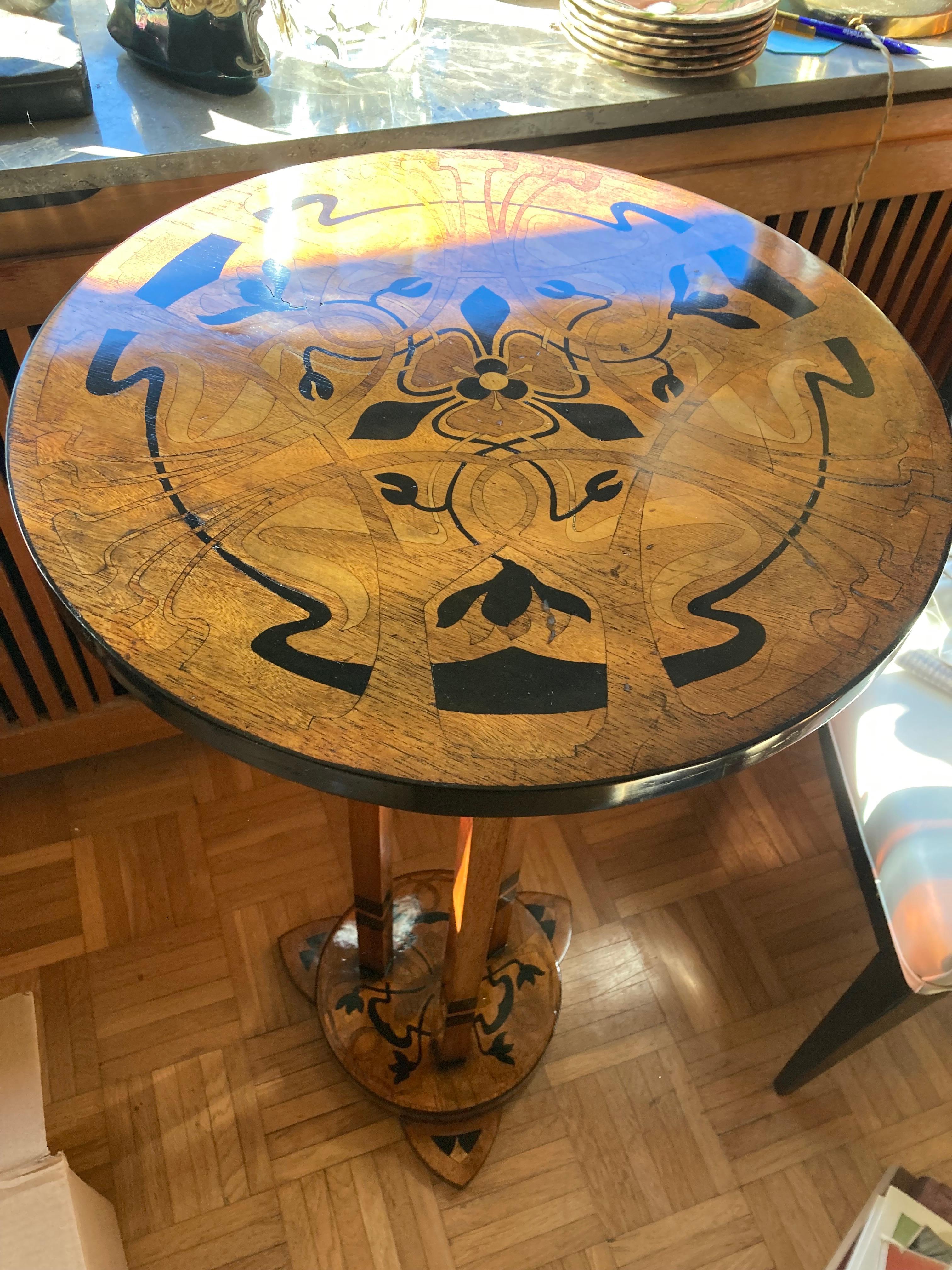 Pedestal Art Nouveau, soporte para plantas, Italia, hacia 1910 en venta 8