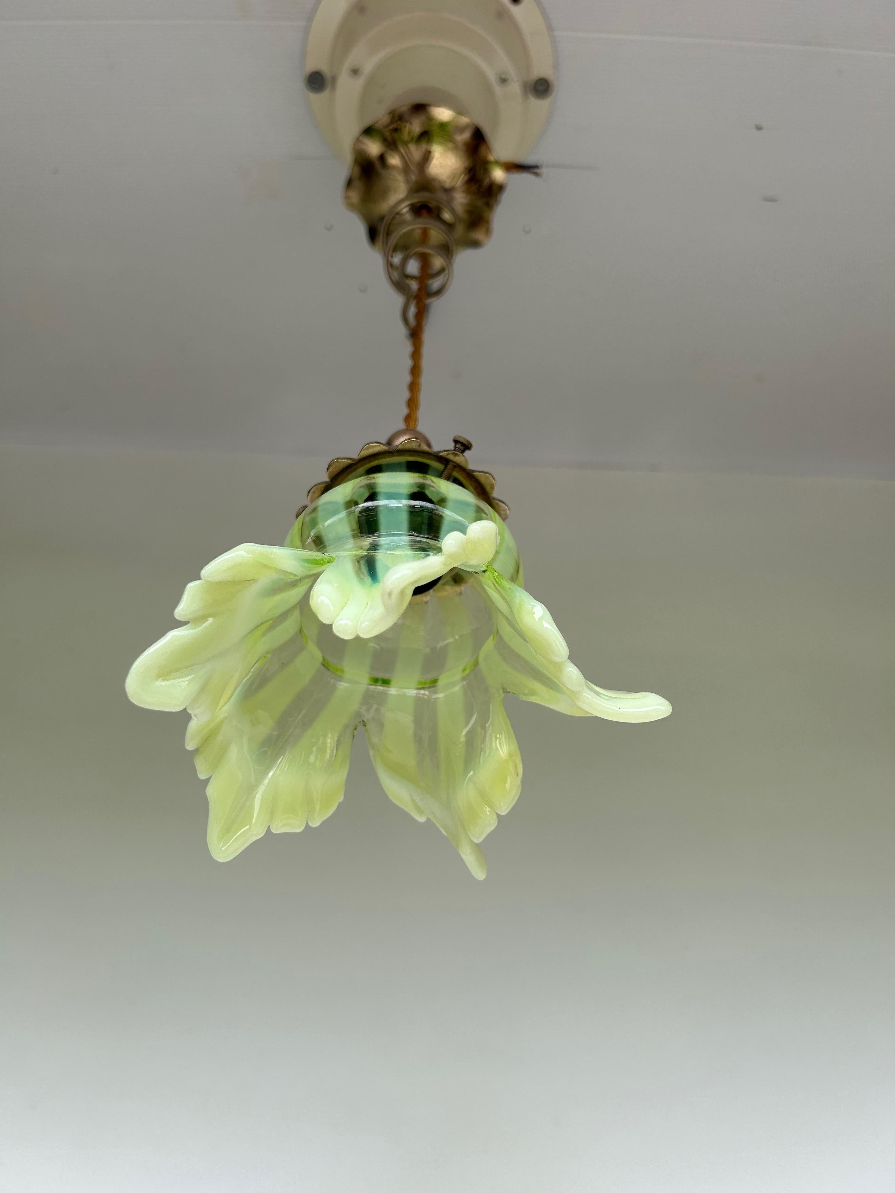 Art Nouveau pendant lamp in the style of WAS Benson In Excellent Condition In NANTES, FR