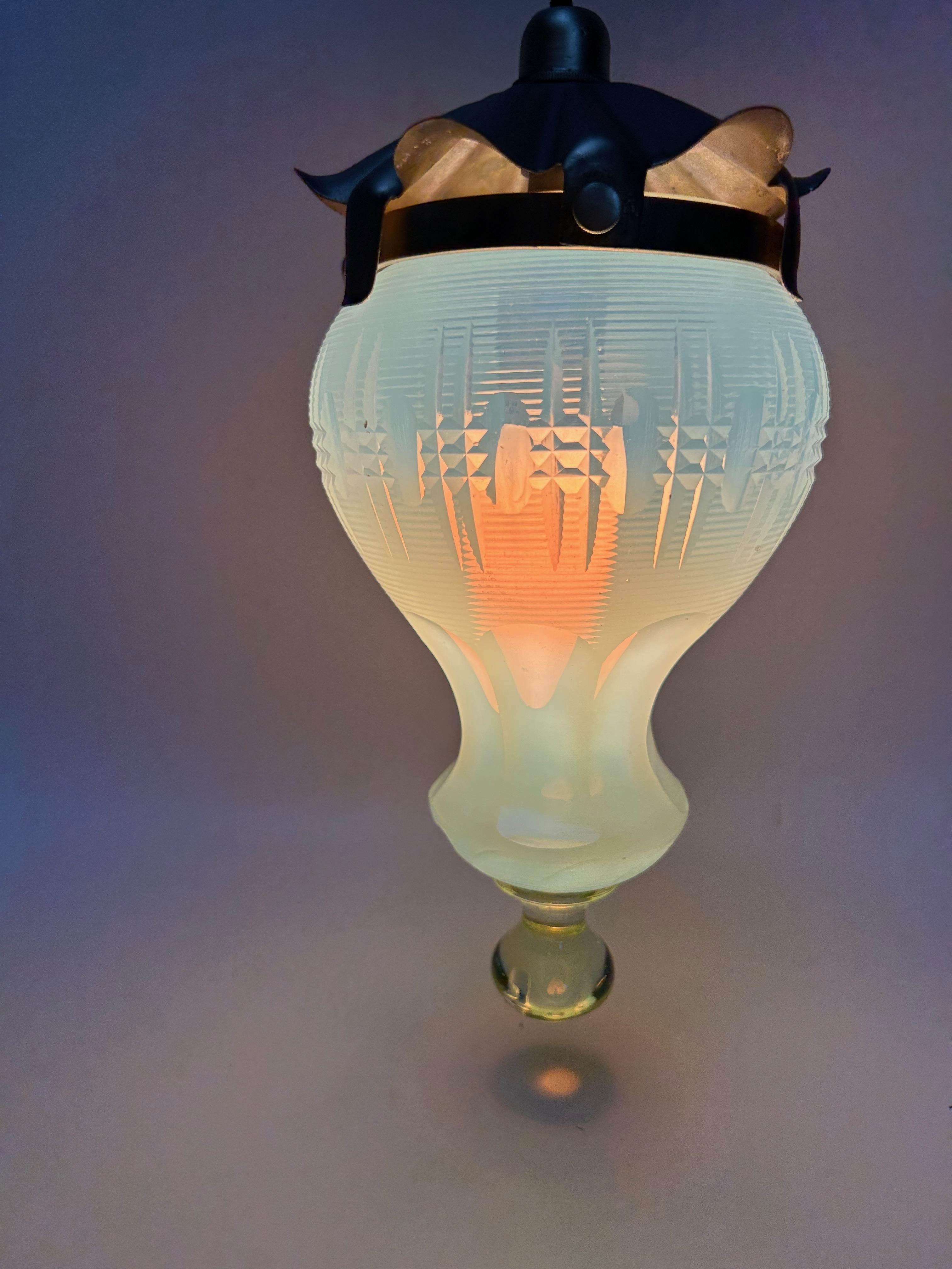 Lampada a sospensione Art Nouveau di General Electric Francia in vendita 2