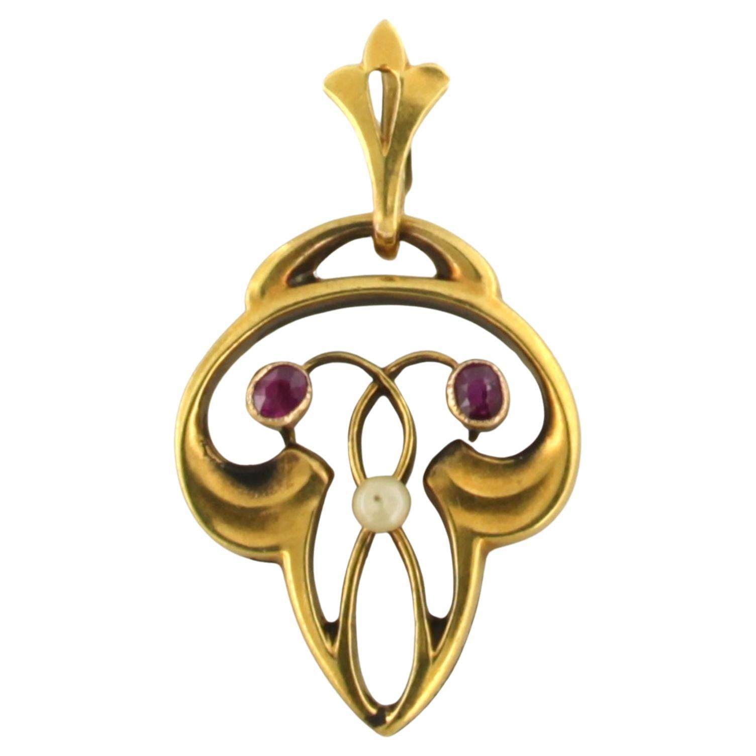ART NOUVEAU pendant with ruby and pearl 14k yellow gold For Sale at 1stDibs