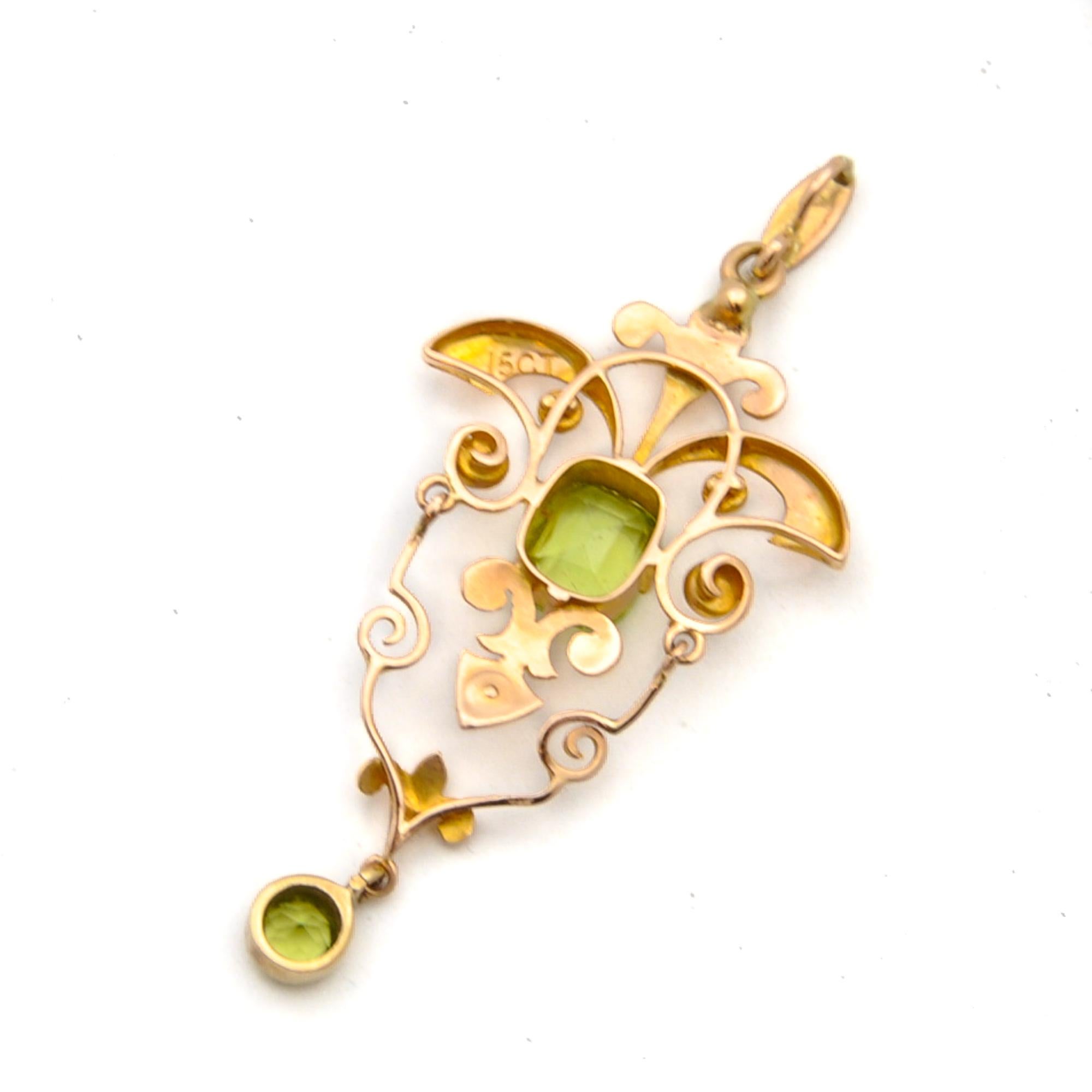 Antique Art Nouveau Peridot and Pearl Rose Gold Pendant For Sale 5