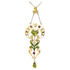 Art Nouveau Peridot Pearl Ruby 15 Karat Yellow Gold Antique Pendant Necklace