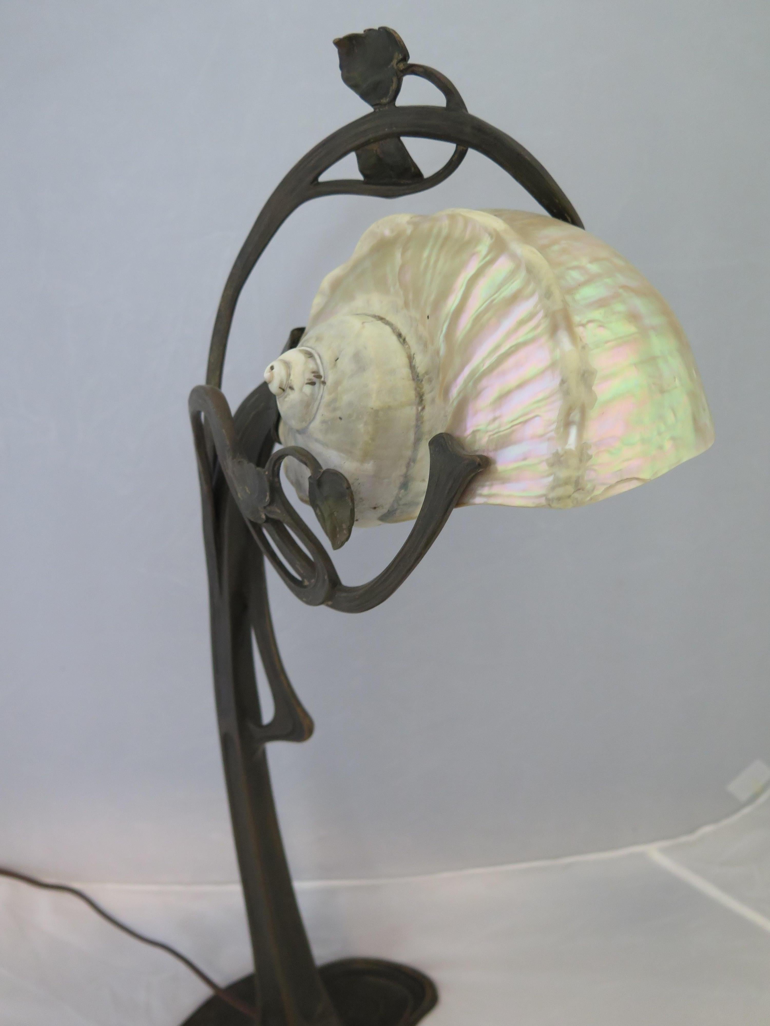 Art Nouveau Period Bronze and Shell Lamp For Sale 8
