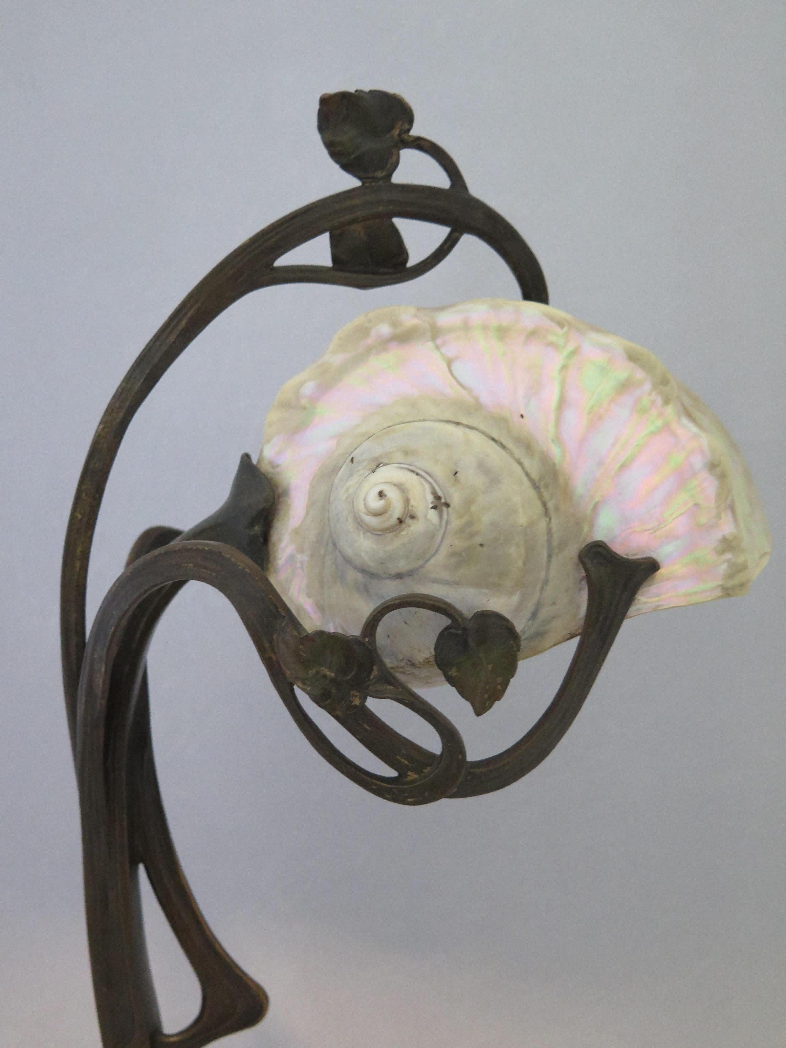Art Nouveau Period Bronze and Shell Lamp For Sale 10
