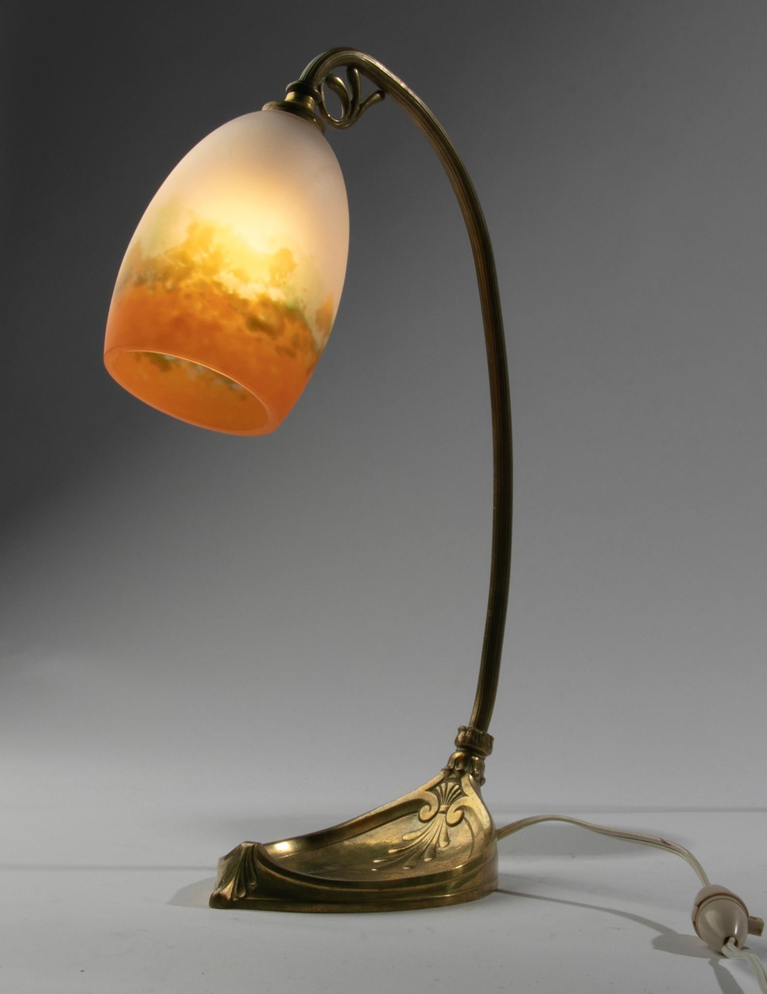 art nouveau table lamps