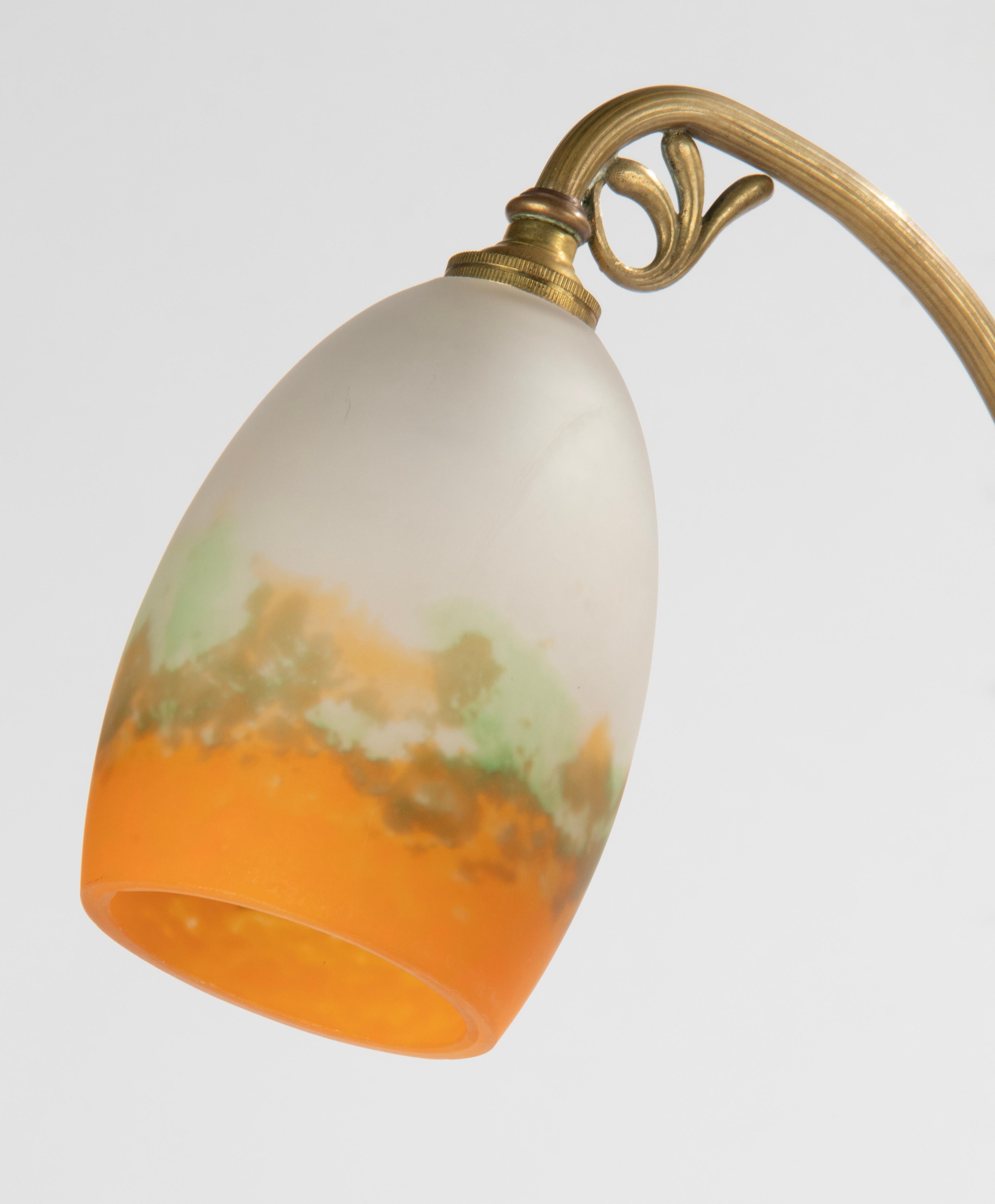 Art Nouveau Periode Paar Messing Tischlampen Pate Glas Muller Frères (Frühes 20. Jahrhundert) im Angebot
