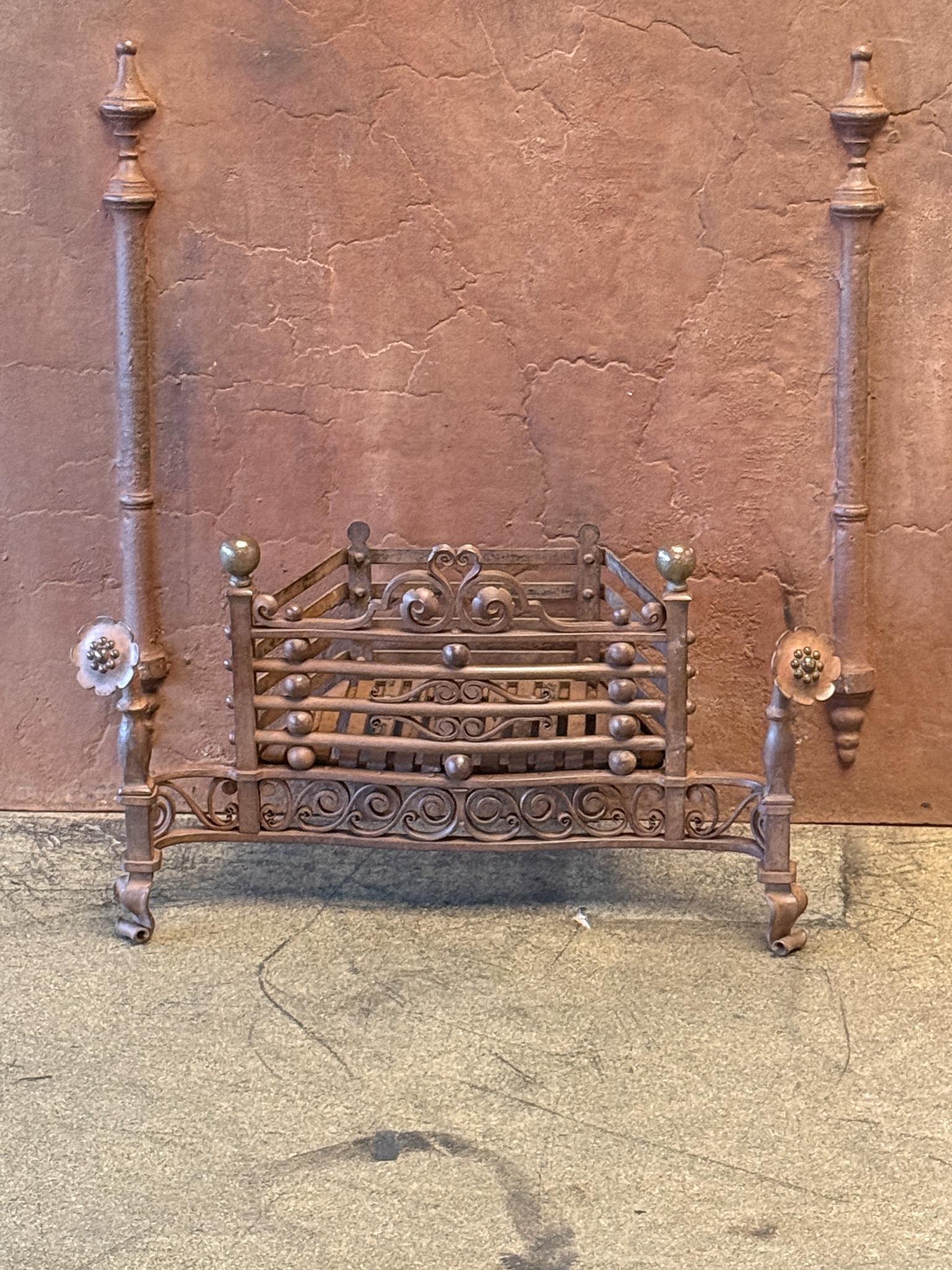 Jugendstil-Kaminholzrost „Ringlever“ aus der Jugendstilzeit, frühes 20. Jahrhundert (Geschmiedet) im Angebot
