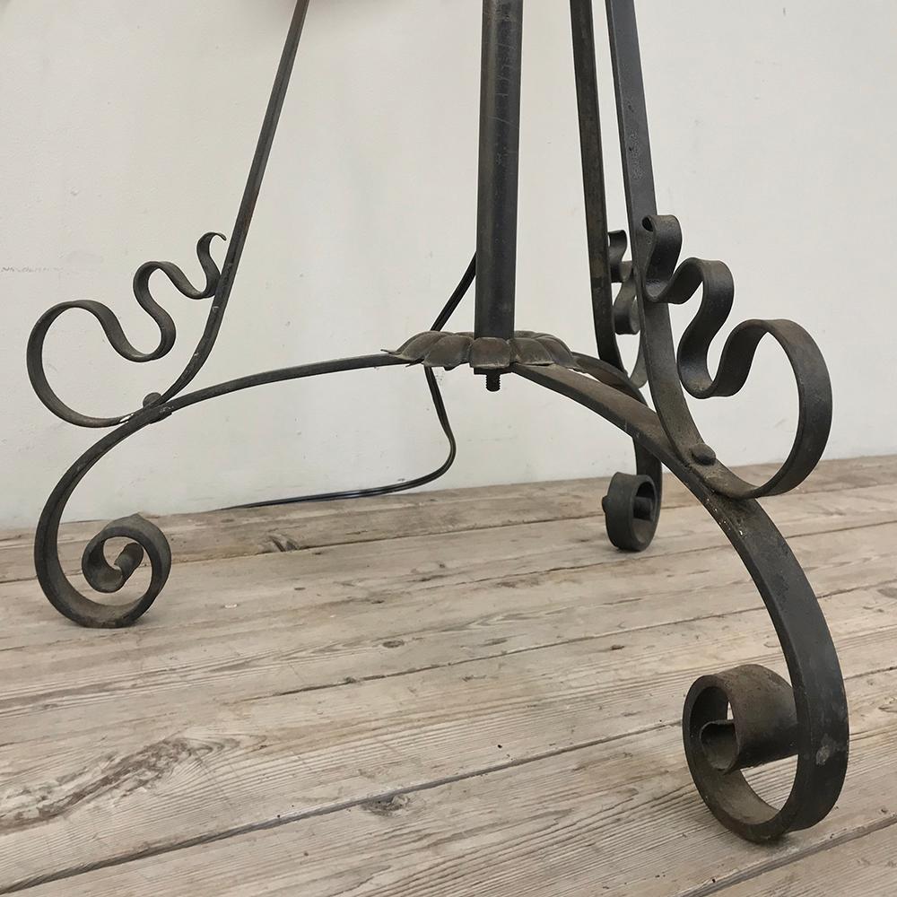Art Nouveau Period Wrought Iron Floor Lamp In Good Condition For Sale In Dallas, TX