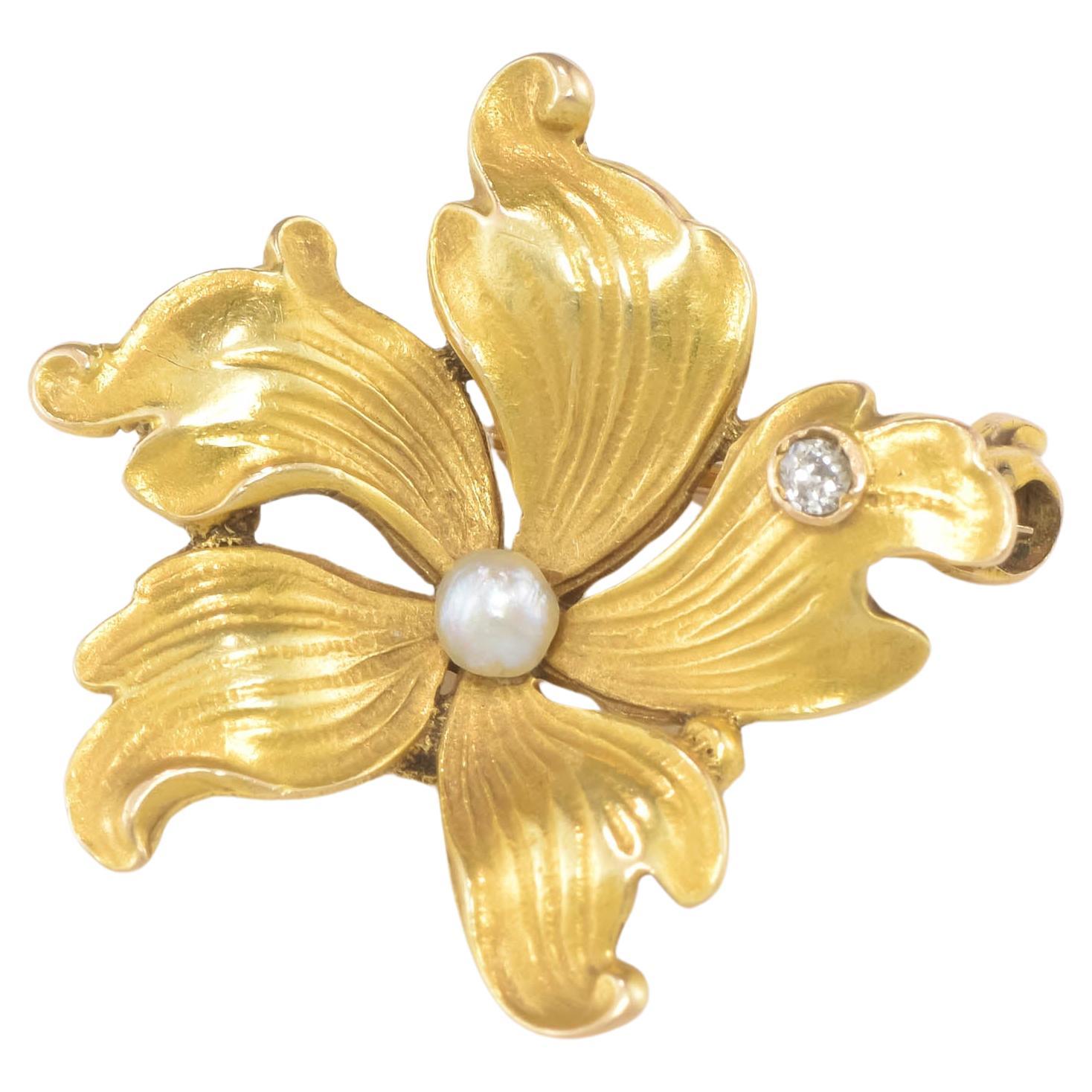 Art Nouveau Petite Gold Flower Brooch Pin with Old Cut Diamond & Pearl For Sale