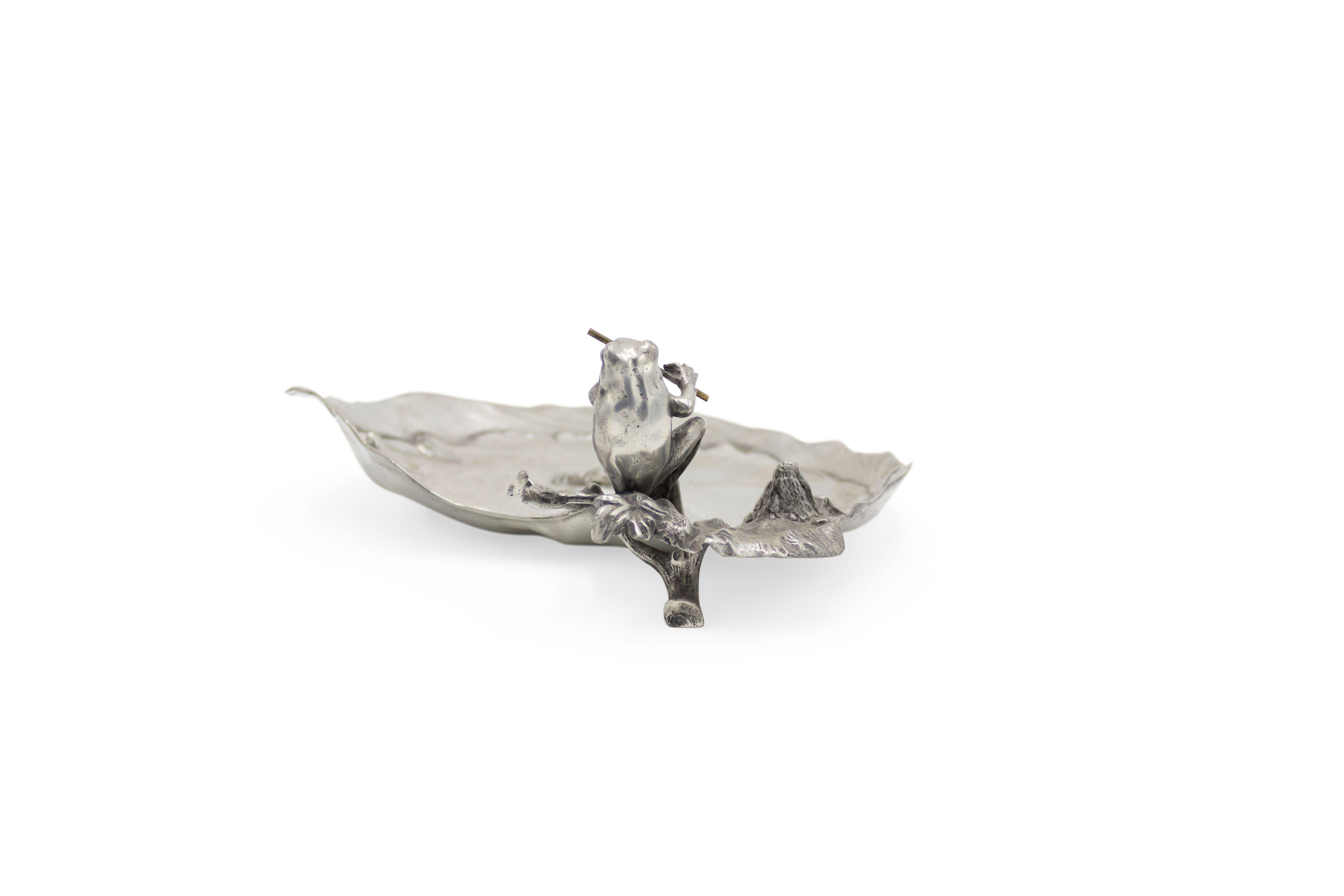 Art Nouveau Pewter Pond Ashtray In Good Condition For Sale In New York, NY