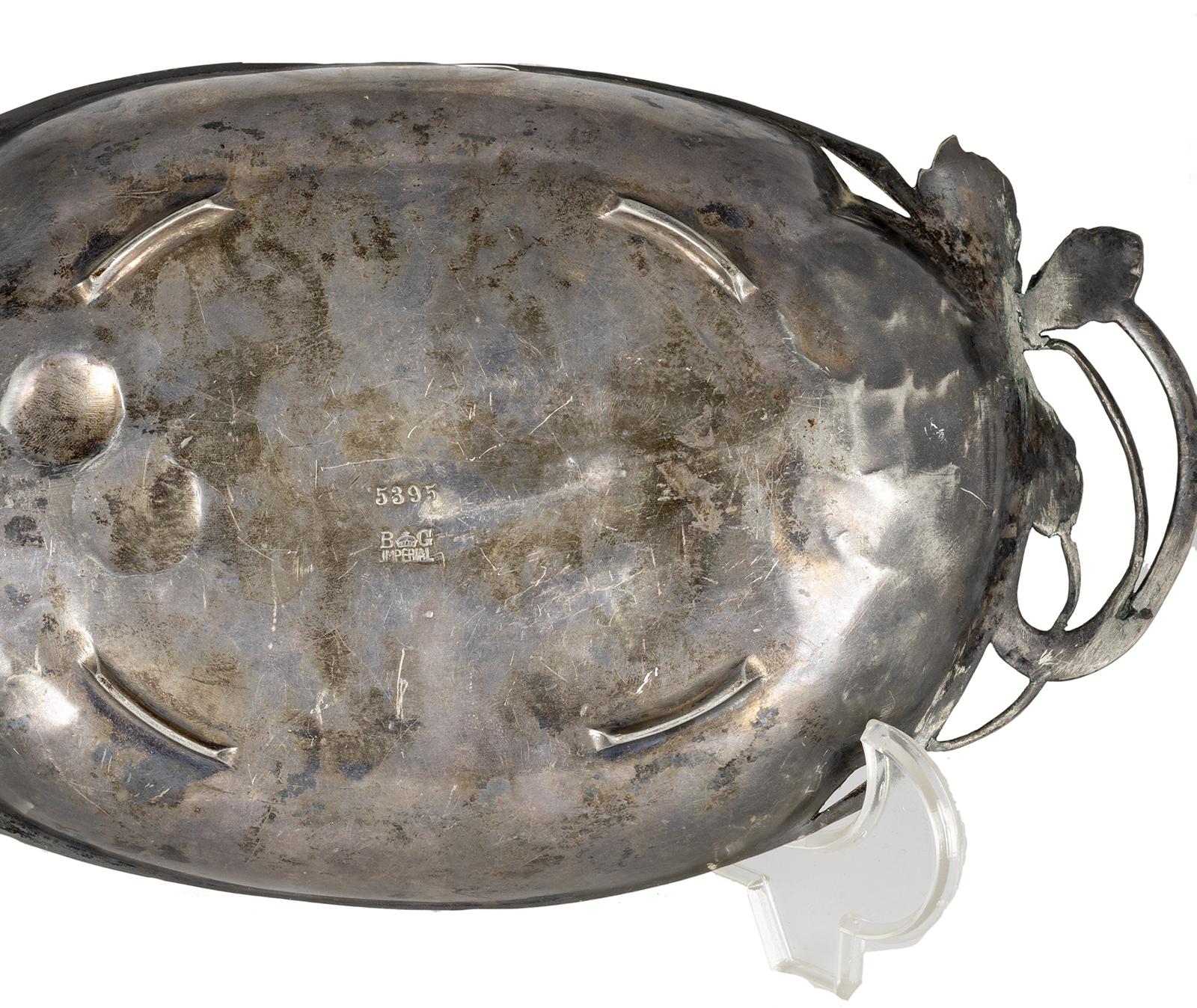 Jugendstil Zinn Versilbertes Kartentablett B&G Imperial Zinn Bitter Gobbers (20. Jahrhundert) im Angebot