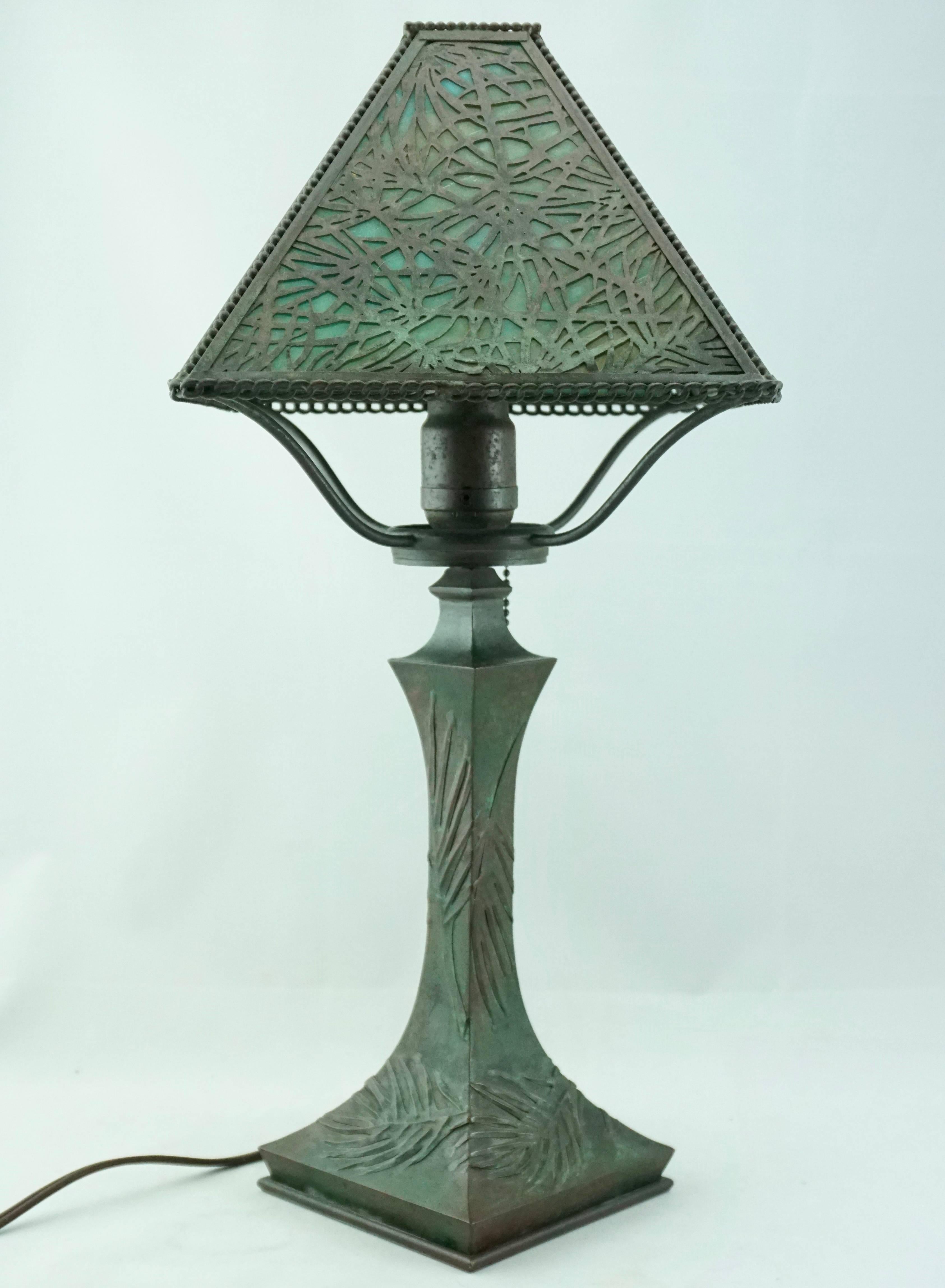 1900 lamp